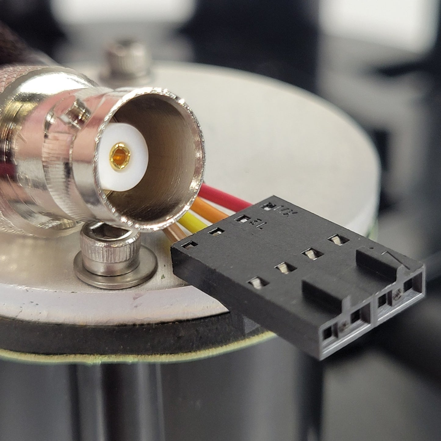 BD 653789 LSRFortessa PMT Carousel Assembly w/ HPMS1NL2BMH Photomultiplier Modul