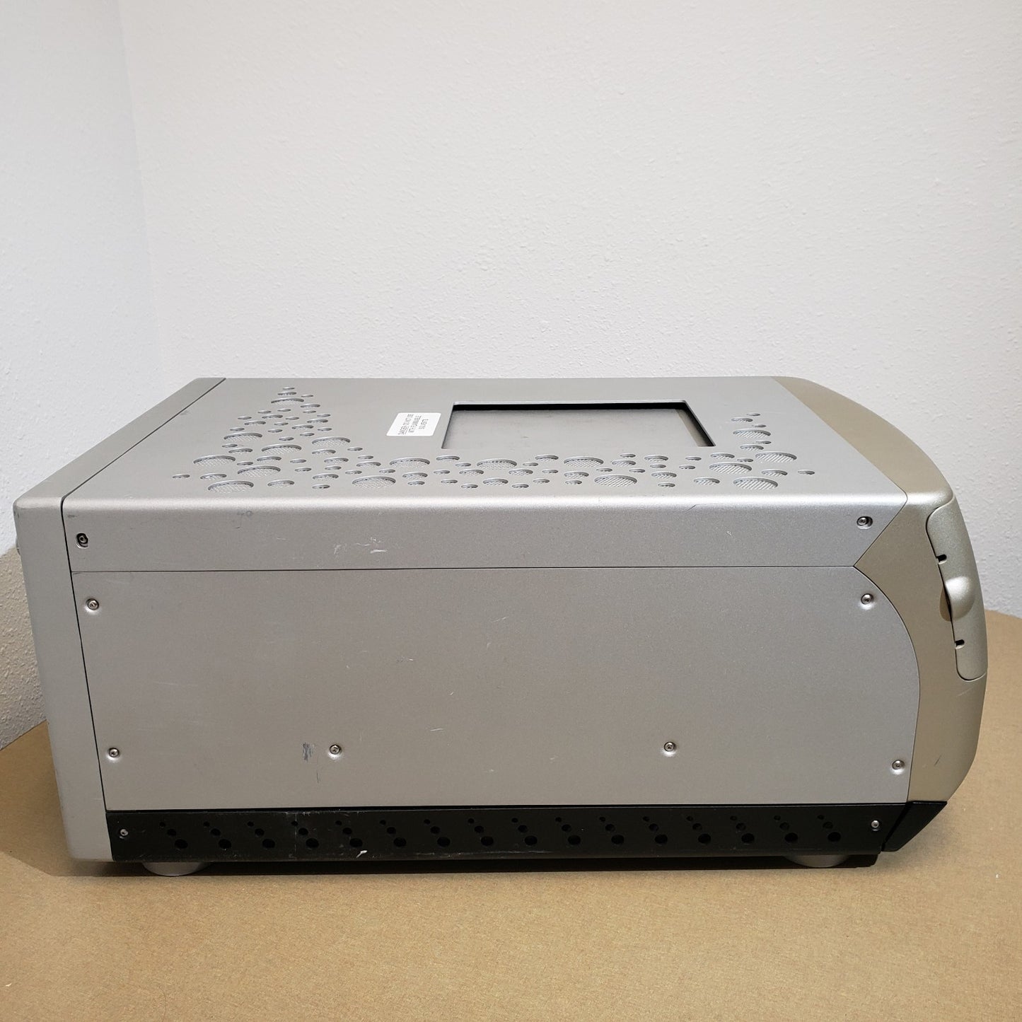 TESTED w/ VIDEO Wyatt WPR2-05 DynaPro PlateReader II DLS Particle Size Analyzer