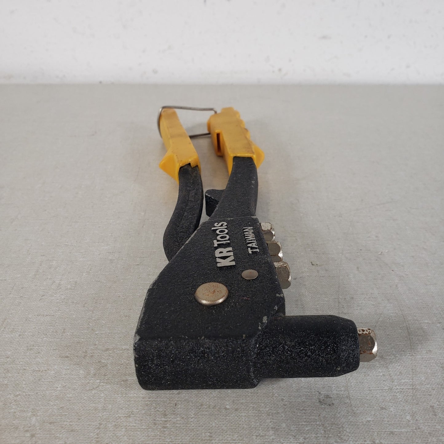 KR Tools Hand Blind Pop Riveter Rivet Gun w/ 4 Interchangeable Nosepieces