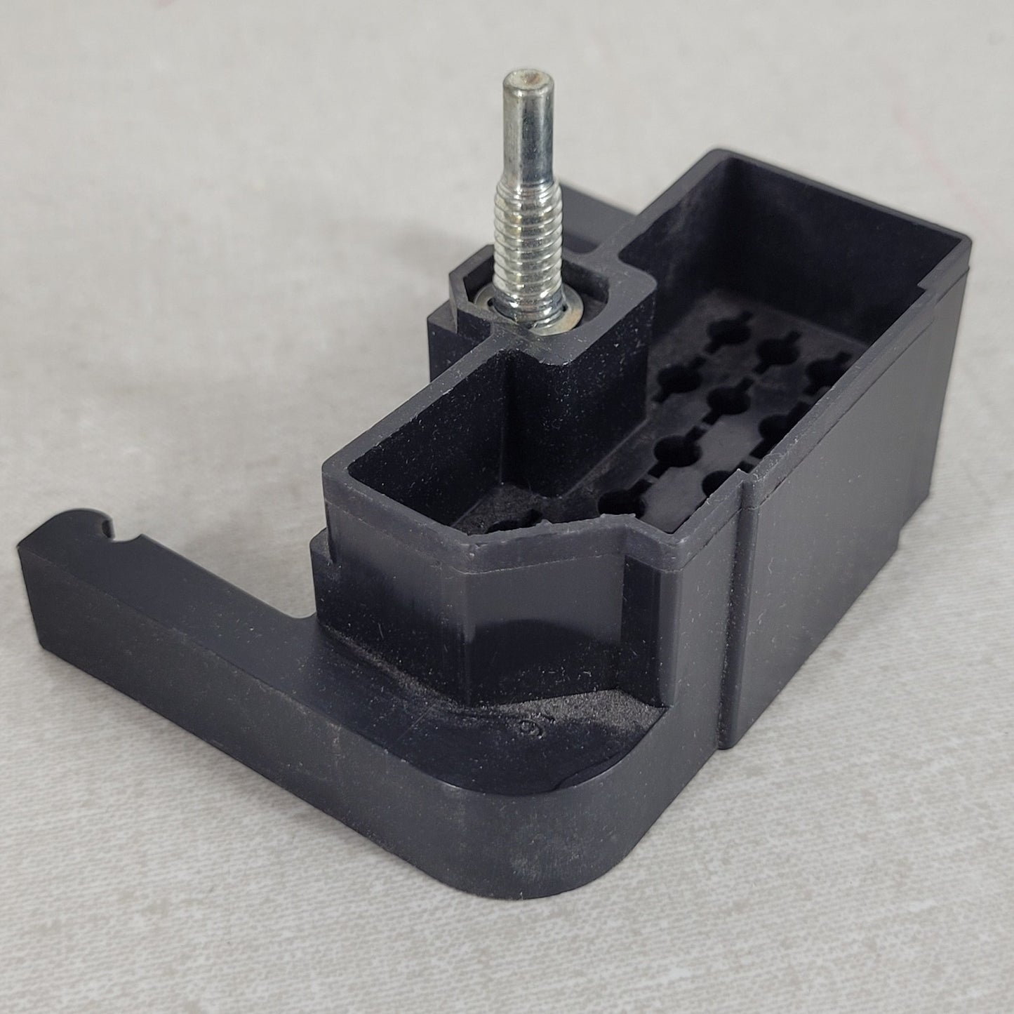 Delphi Aptiv 8917253 Automotive Male Connector Assembly CONN 56/59 20W Terminal