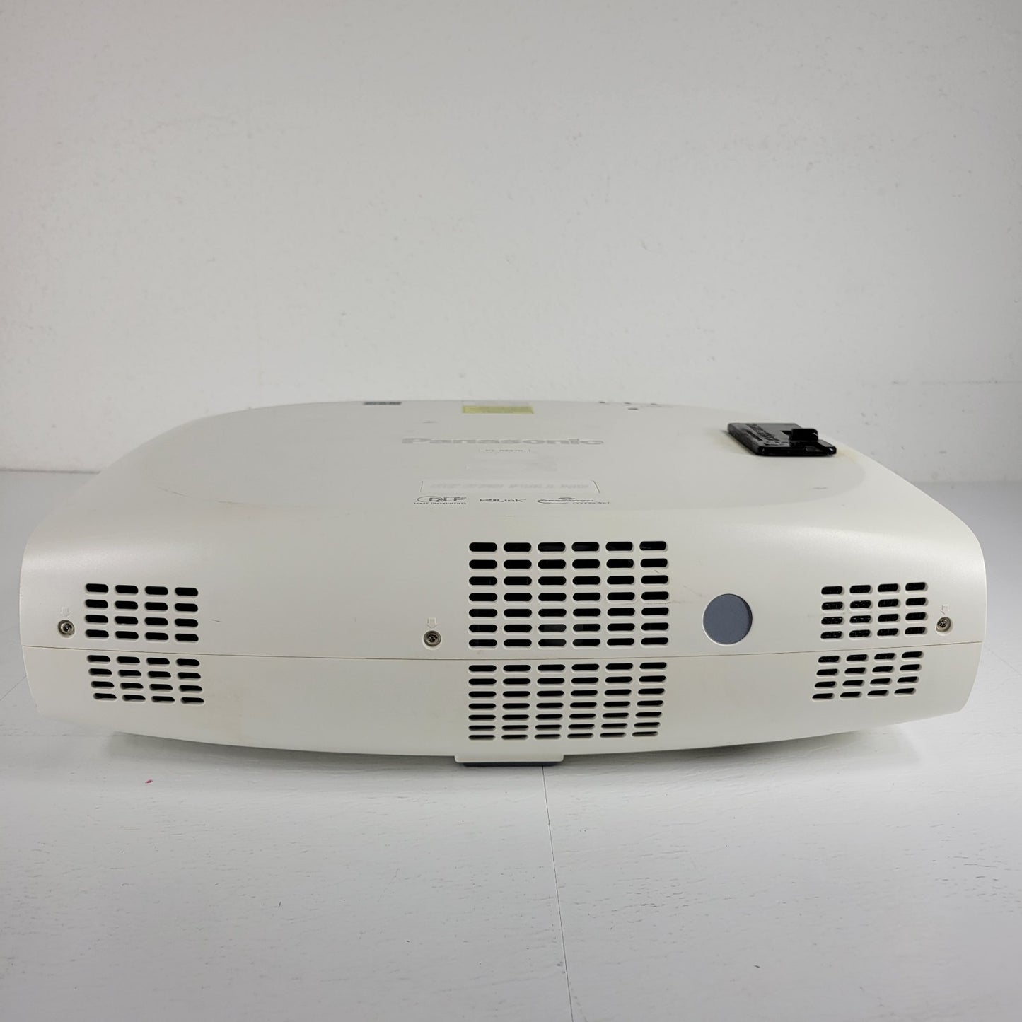 Tested 2215 Lamp Hours Panasonic PT-RZ370 Projector 1080p 3500 Lumen DLP HDMI
