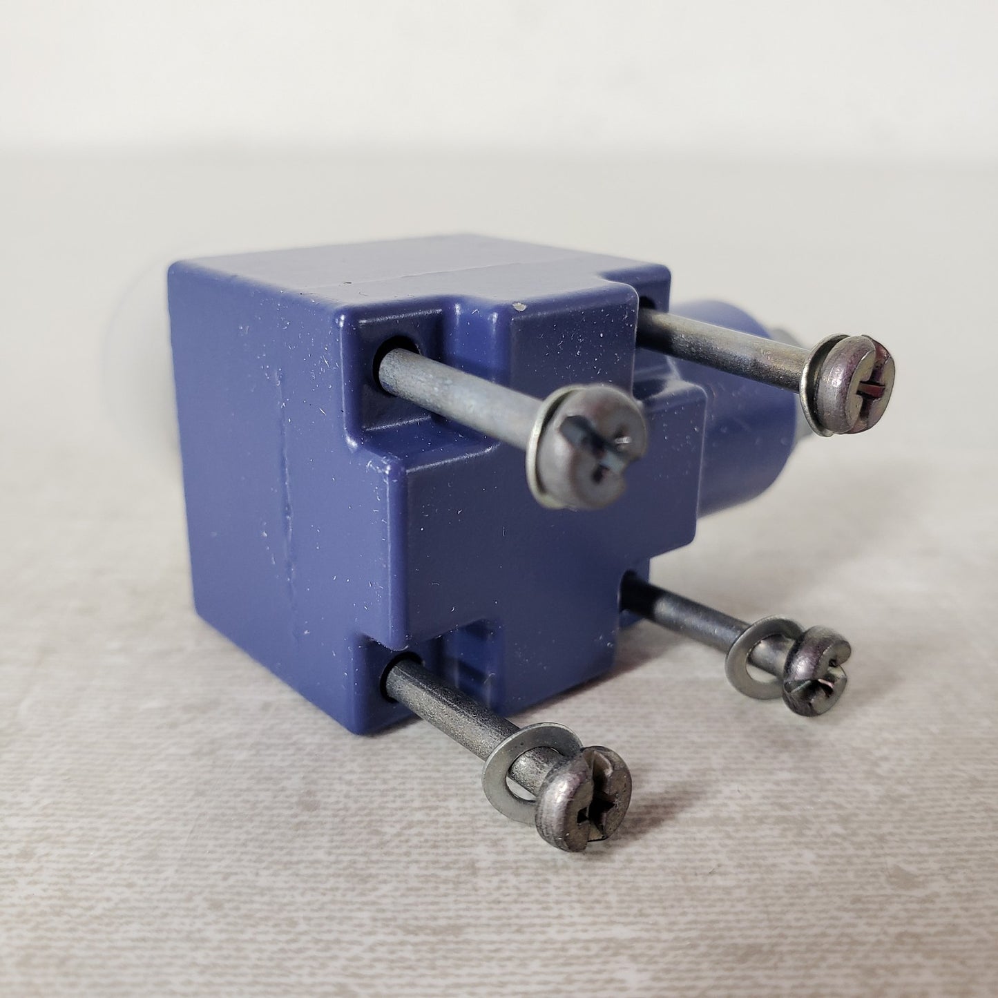 TELEMACANIQUE XCKL10041H7 Limit Switch for Circuits, XCKL, ZCKG00, ZCK-Y41