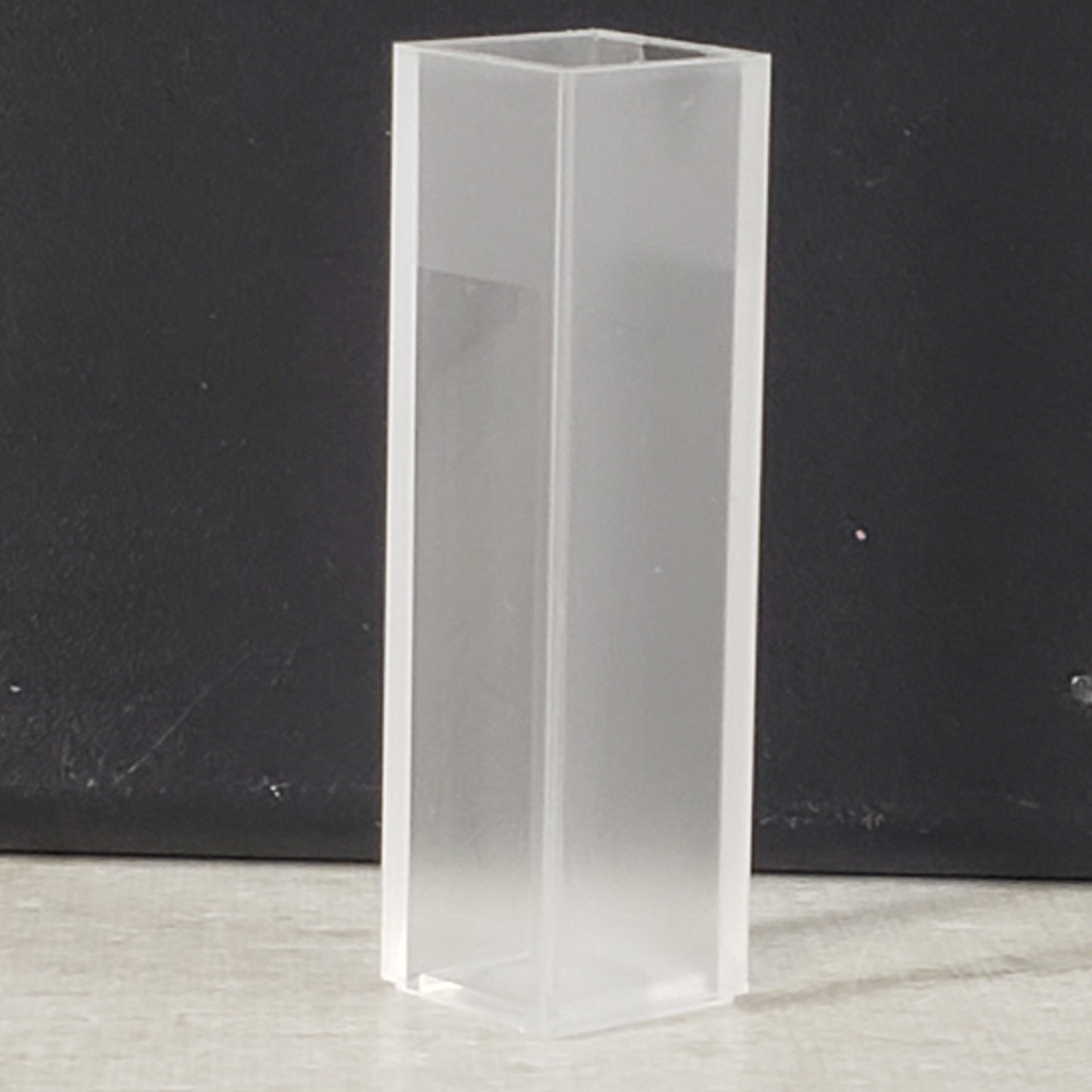 Sigma Aldrich Z637157 UV Cuvettes Disposable 2.5-4.5mL 10x35mm Window Box of 100