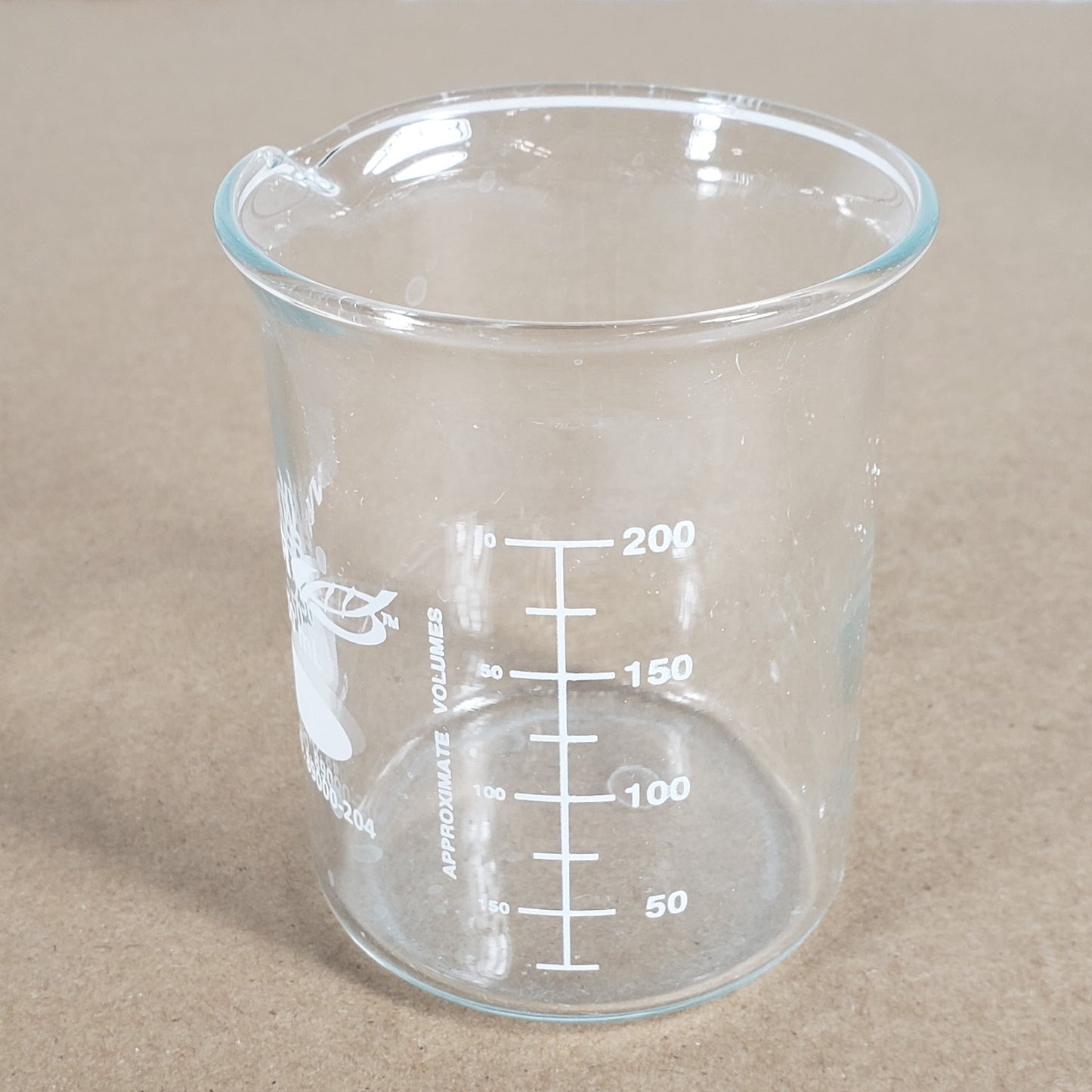 LOT of 5 VWR Glass Beakers Cat No. 89000-206 89000-204 400mL x2 250mL x3