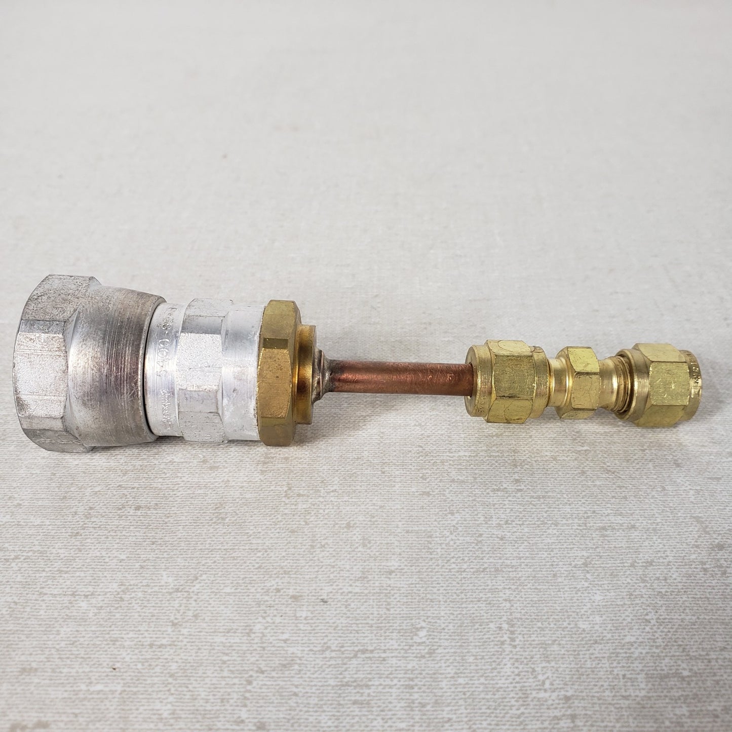 Danfoss 5400-S5-8 Female Refrigerant Adapter to 1/4in Swagelok Tube Fitting