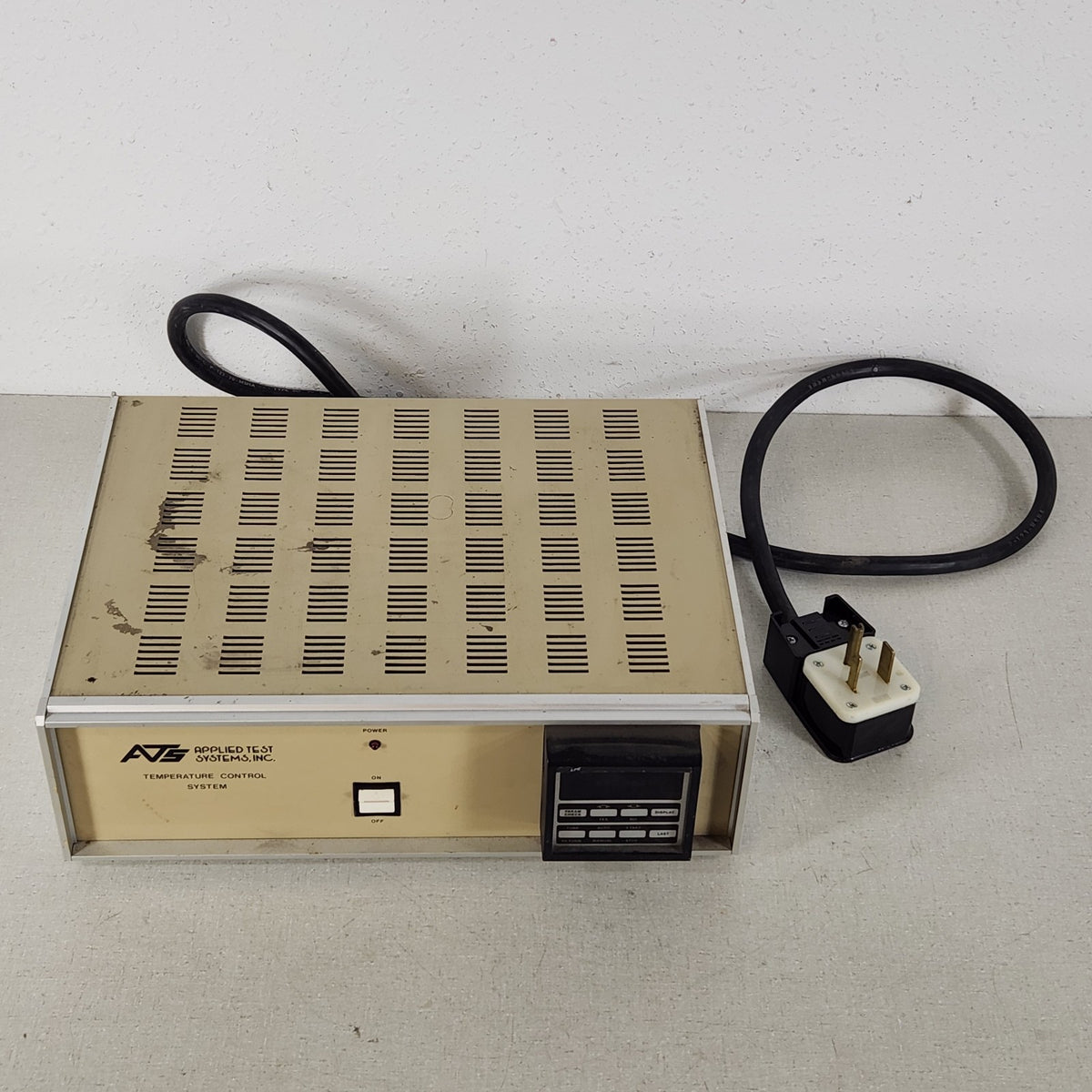 Applied Test Systems ATS 2010/HC Temperature Controller 20A 230VAC 391681-1-90