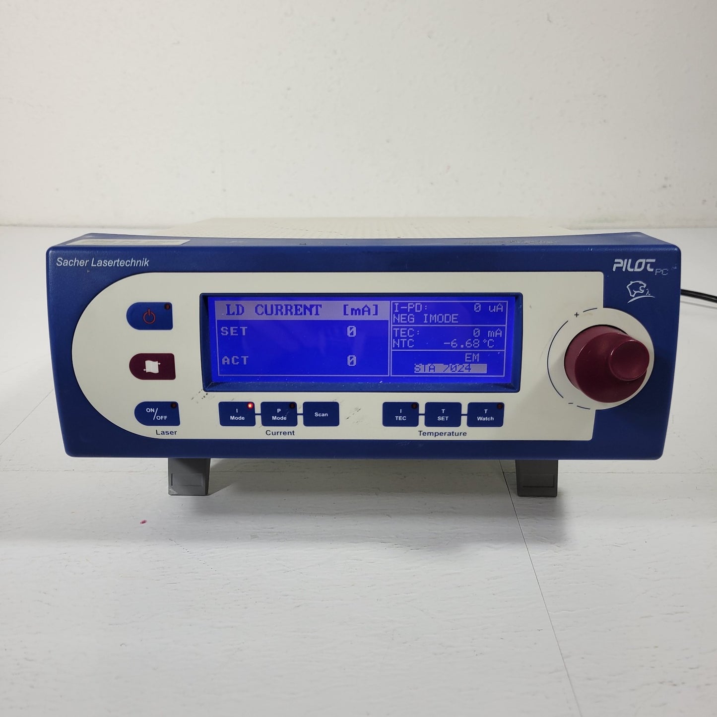 Sacher Lasertechnik Pilot PC 4000 Laser Diode Controller Photodiode Temperature