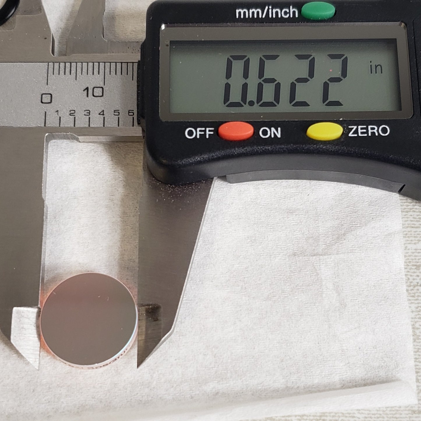 FOREAL SPECTRUM 635LP 5/8" Optical Longpass Filter for Flow Cytometry Systems
