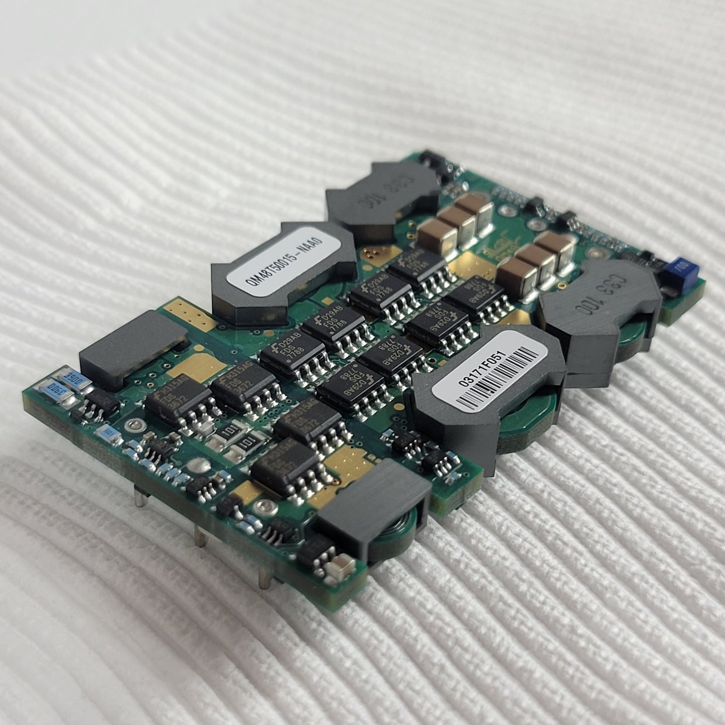 Bel Power / Power-One QM48T50015-NAA0 DC-DC Converter 36-75V In 1.5V 50A 75W