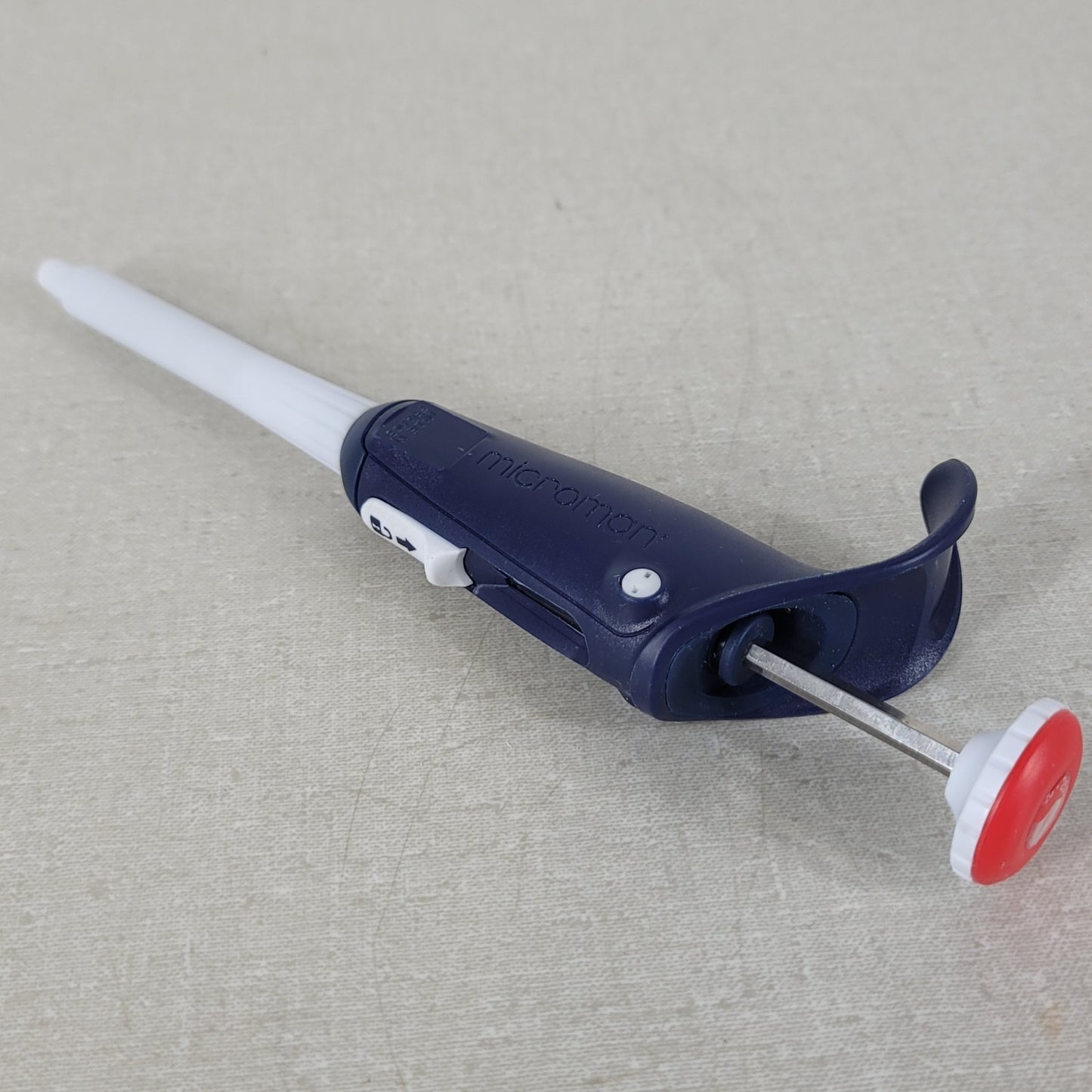 Gilson MICROMAN M250 Positive Displacement Pipette 50-250µL Adjustable Volume