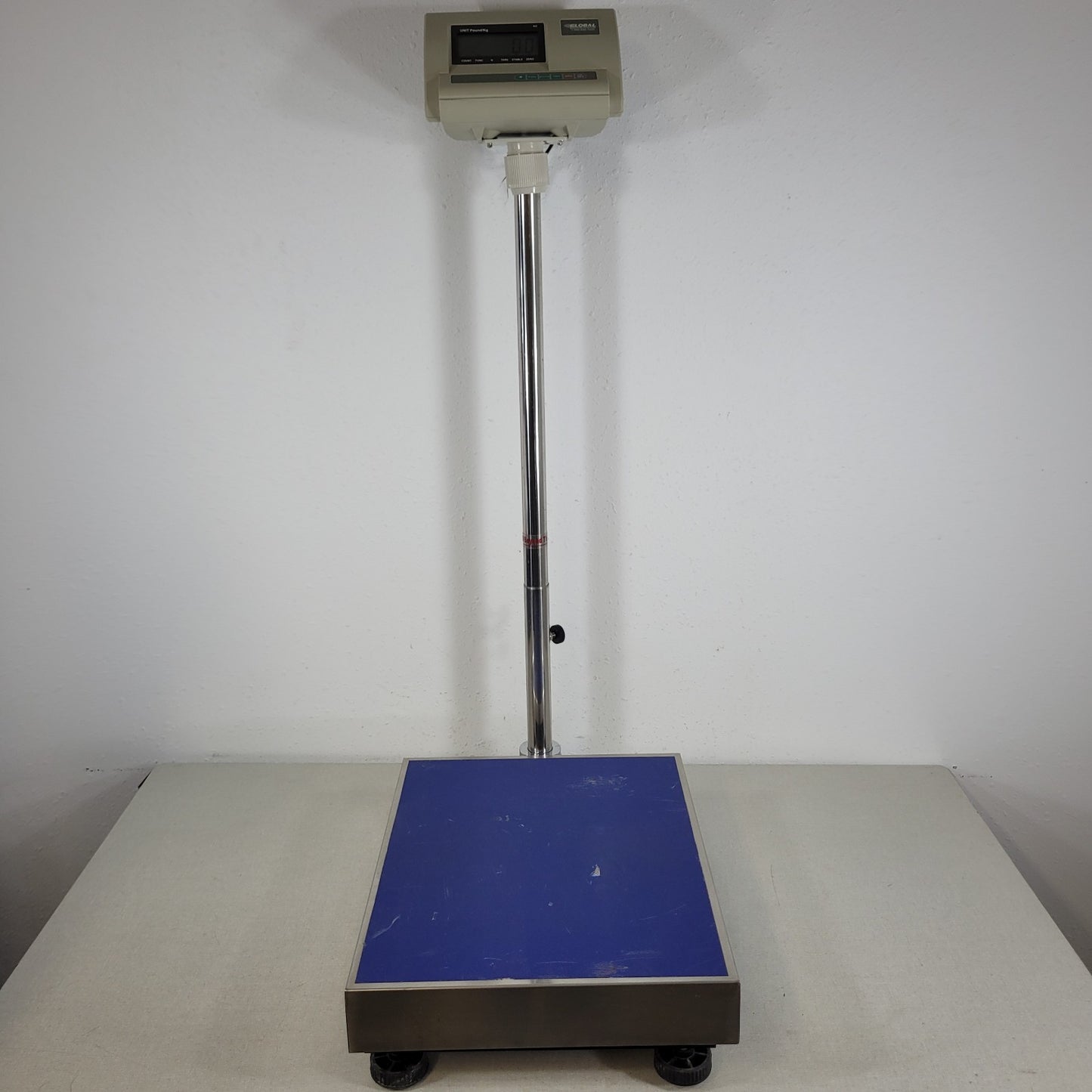 TESTED Global Industrial 650lb/300kg Digital Platform Floor Scale New Battery