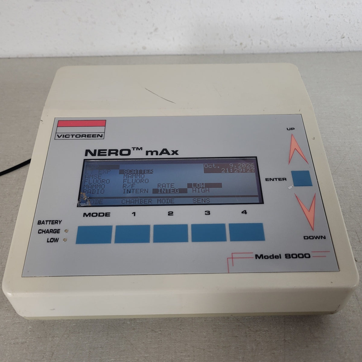 Victoreen NERO mAx 8000 Non-Invasive X Analyzer Ray kVp Exposure Meter