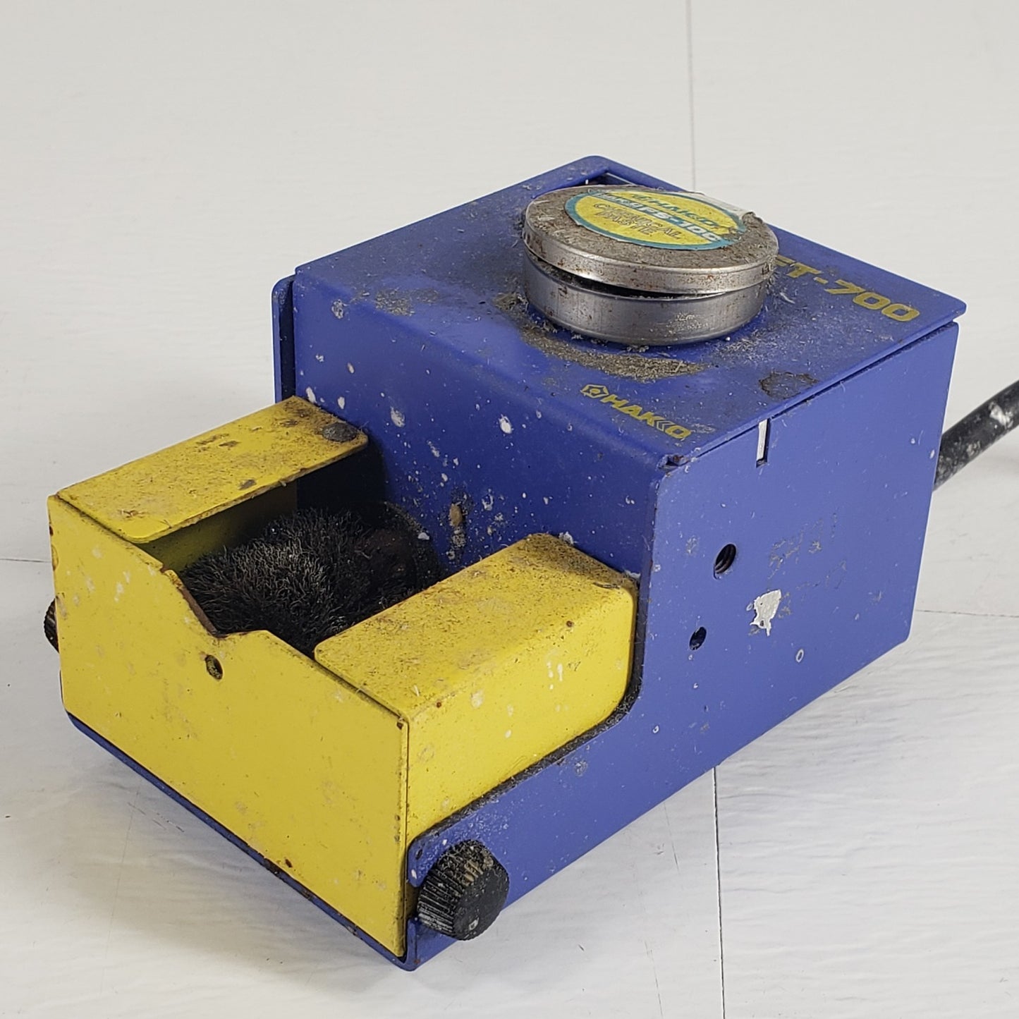 HAKKO FT-700, FS-100 Tip Polisher and Chemical Paste For Soldering Irons