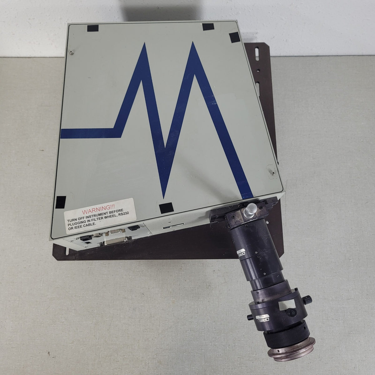 TESTED Thermo Oriel 74100 Cornerstone 260 1/4m Monochromator 77259 XYZ Lens