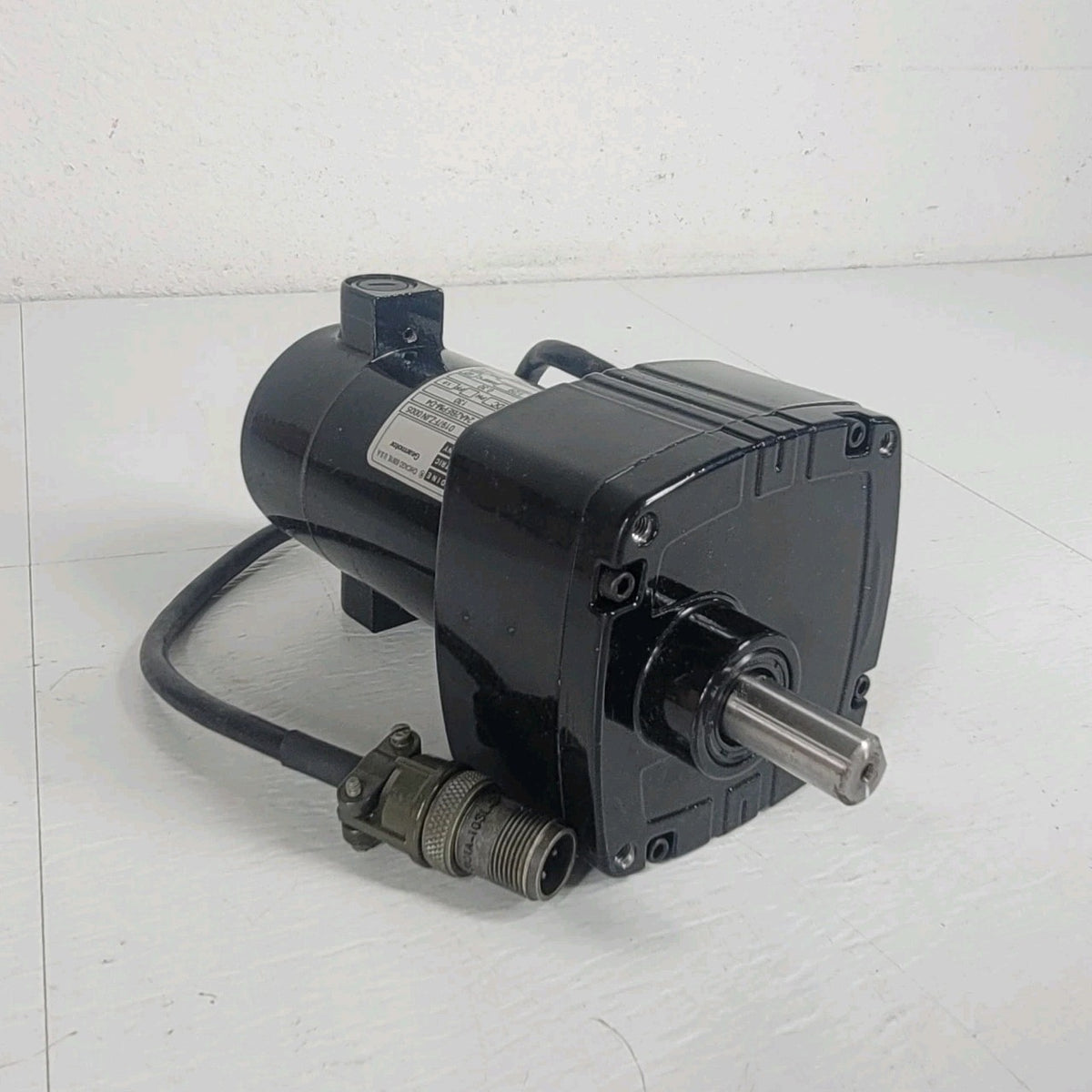 Bodine 24A2BEPM-D4 0197 DC Gearmotor 130V 14 RPM 180:1 40 lb-in 1/29HP New