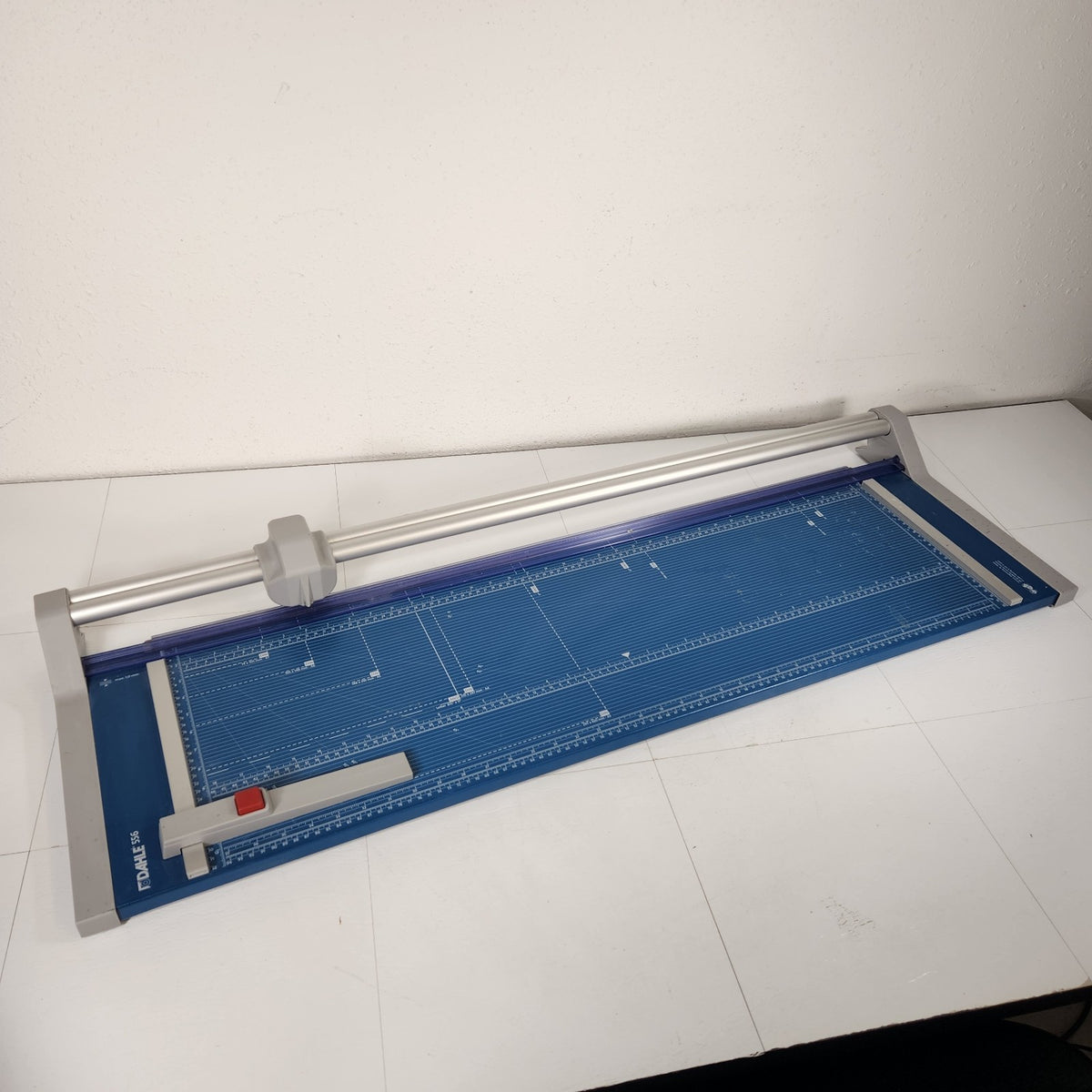 Dahle 556 Professional 37" Rotary Paper Trimmer Cutter 94cm Large Format