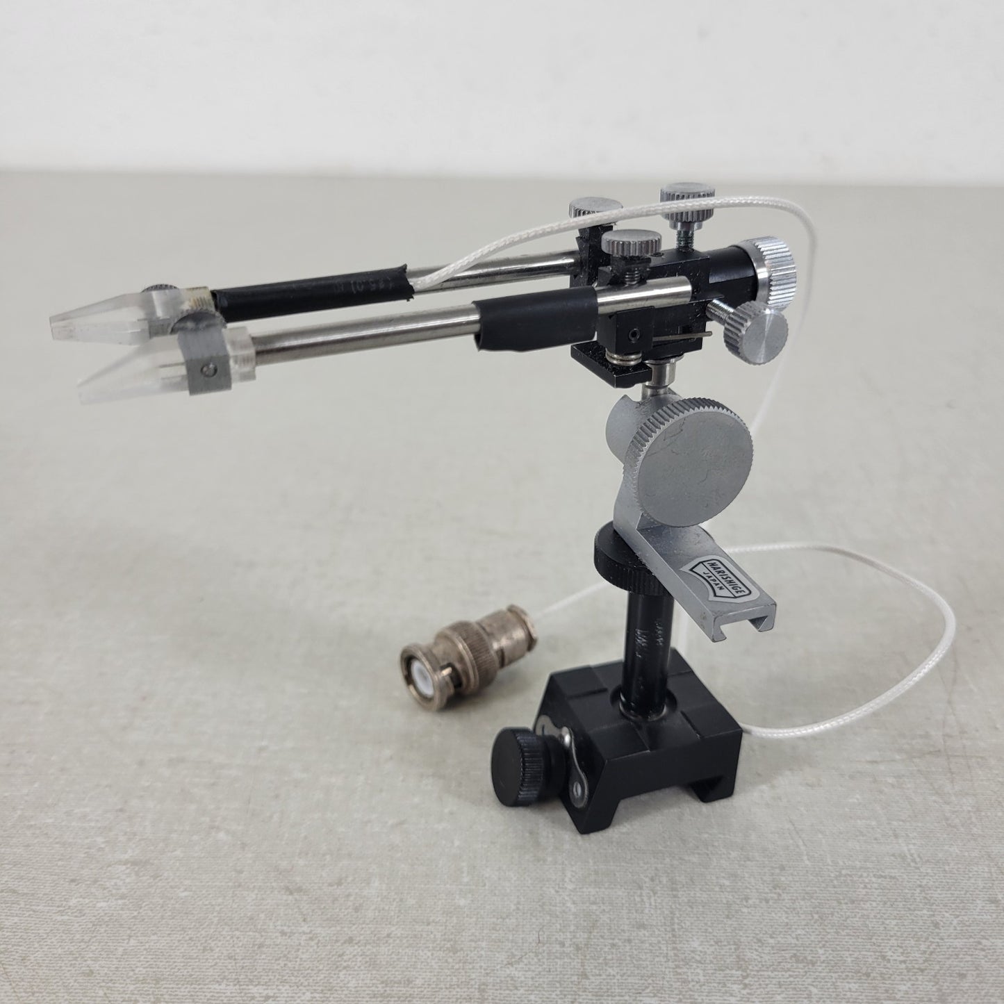 Narishige Stereotaxic 3-Axis Micromanipulator Rail w/ Ball Joint and Electrodes