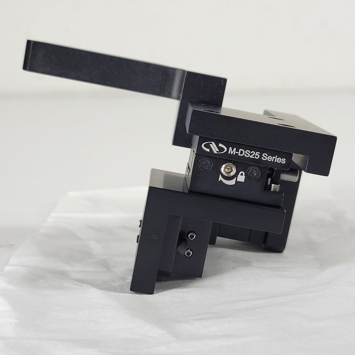 NEWPORT MDS25 Series X-Axis & Y-Axis Precise Translation, 7.5mm Travel