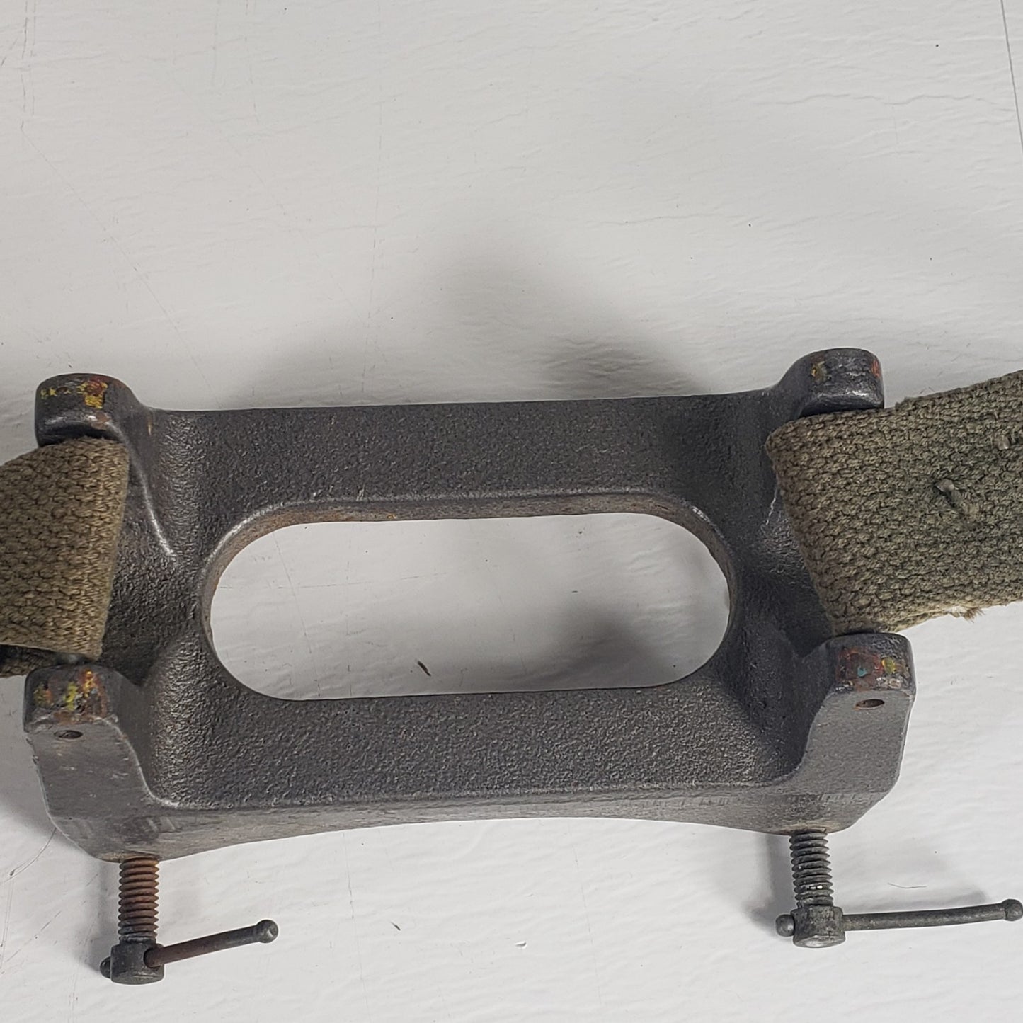 Double Gas Cylinder Bench Mount Bracket Tank Holder Industrial Clamp Restraint