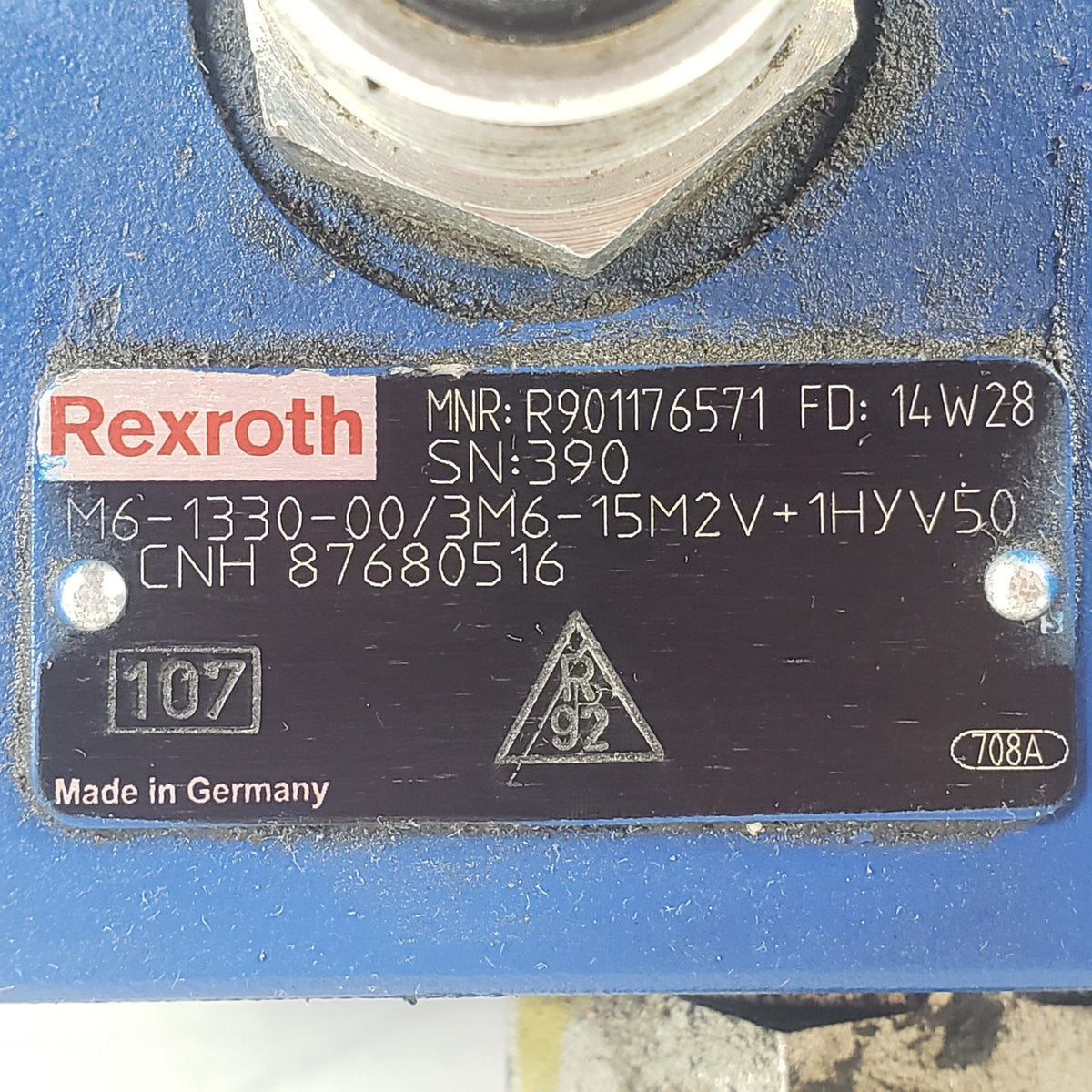 Bosch Rexroth R901176571 M6 3-Spool Hydraulic Control Valve Bank UNTESTED