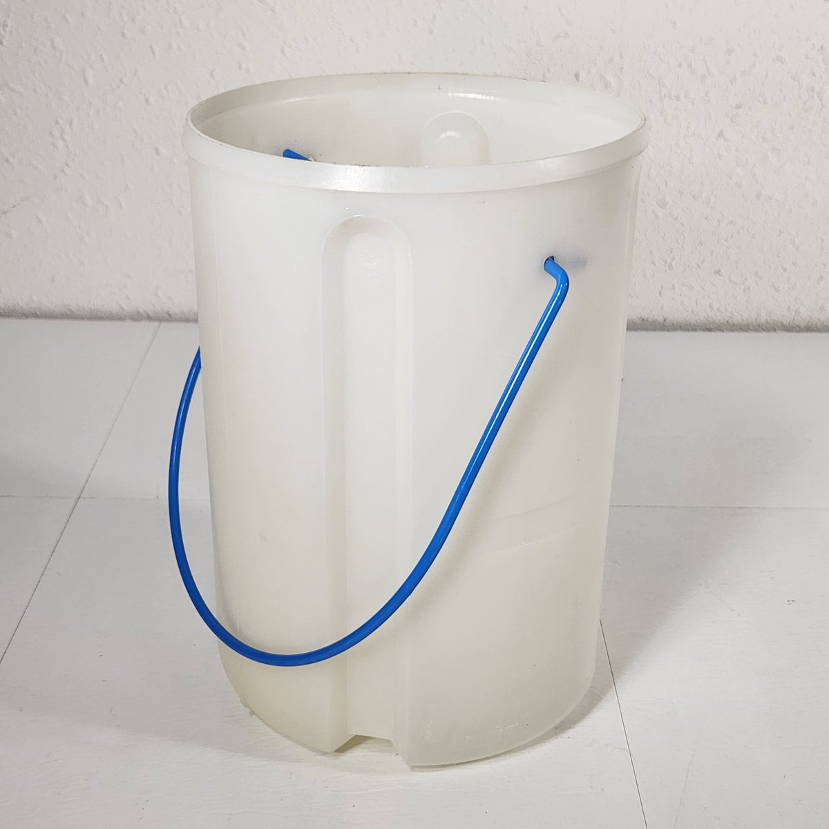 Mallinckrodt Polyethylene Lab Safety Bottle Carrier Holder w/ Handle No Lid