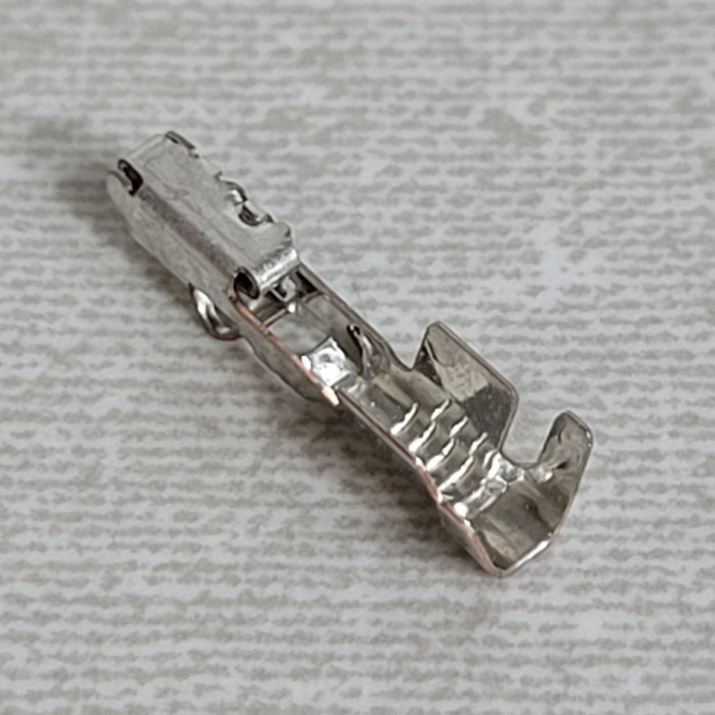 50PC Cinch Connectivity 425-00-00-873/PCS SHS Series Crimp Terminal Contact Lot