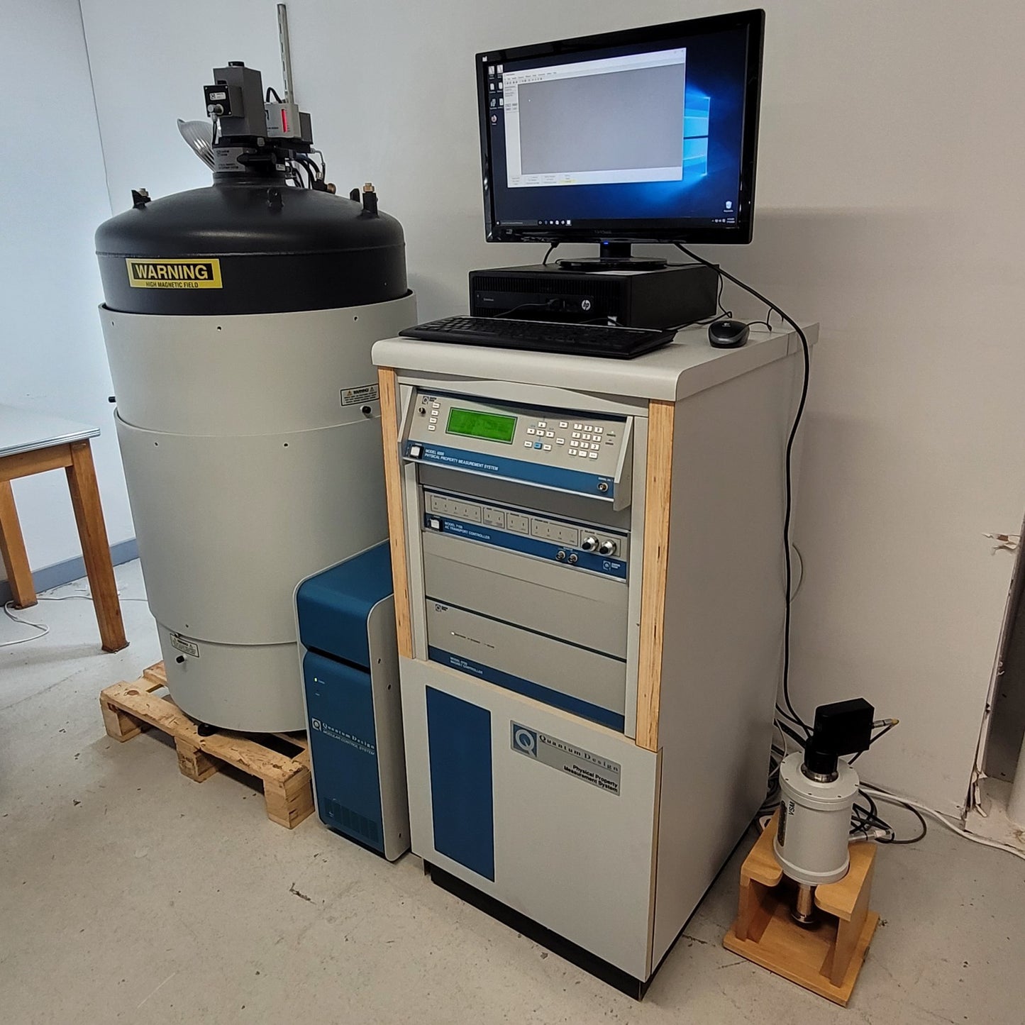 Quantum Design PPMS 6000 9T System w/ VSM, VSM Oven, ACMS & AC Transport
