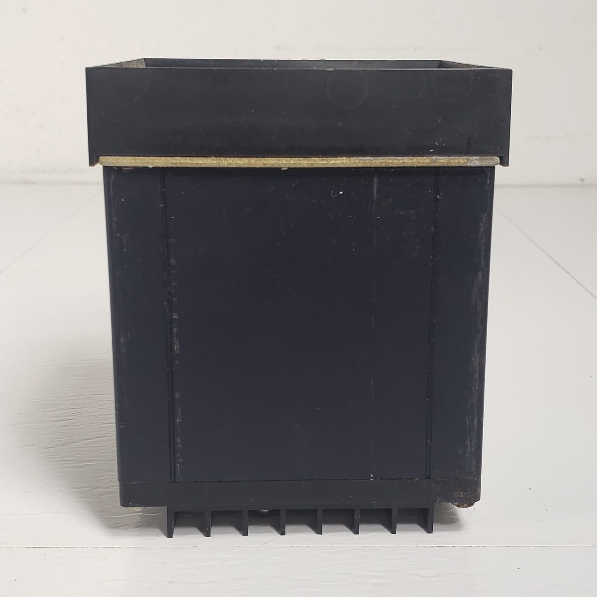TESTED Omega 4001-KF Digital Temperature Controller Type K 0-2000F 120/240VAC