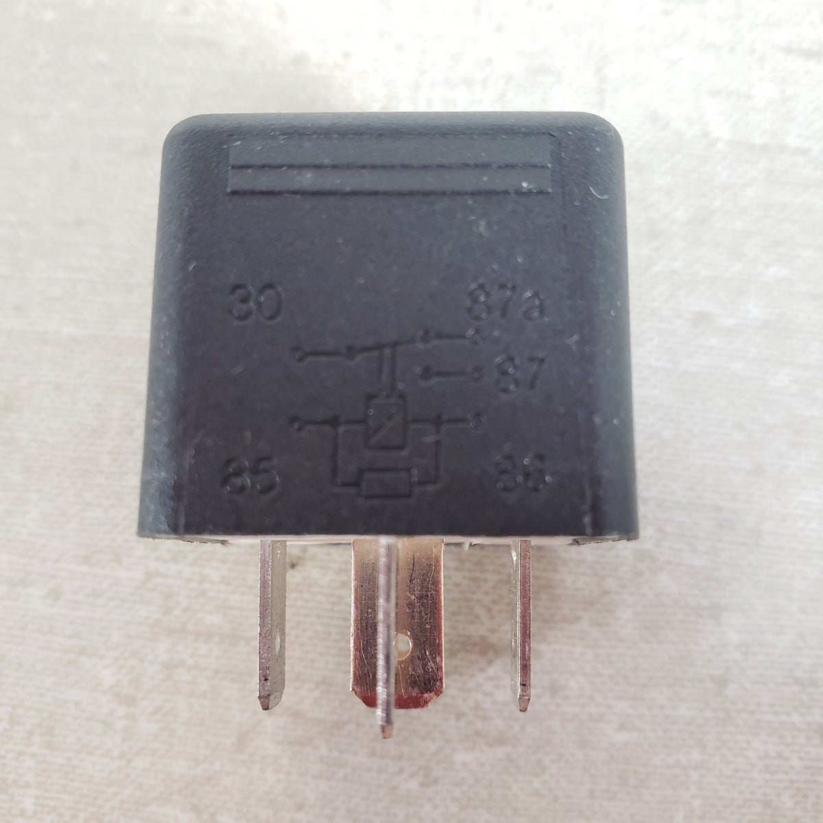 HELLA 14100455 960388-10 12V 5-Pin SPDT Automotive Relays Lot of 2