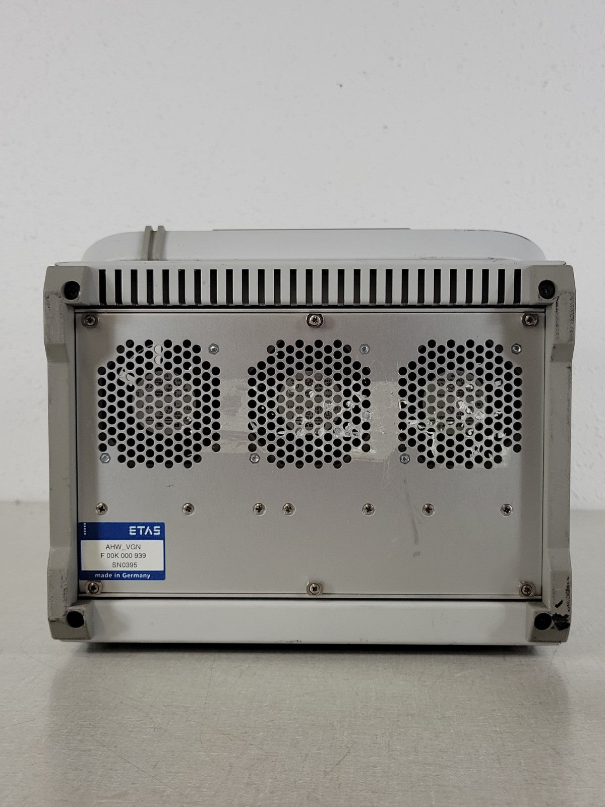 ETAS ES1000 VME64x Mainframe Chassis Backplane Rack Enclosure