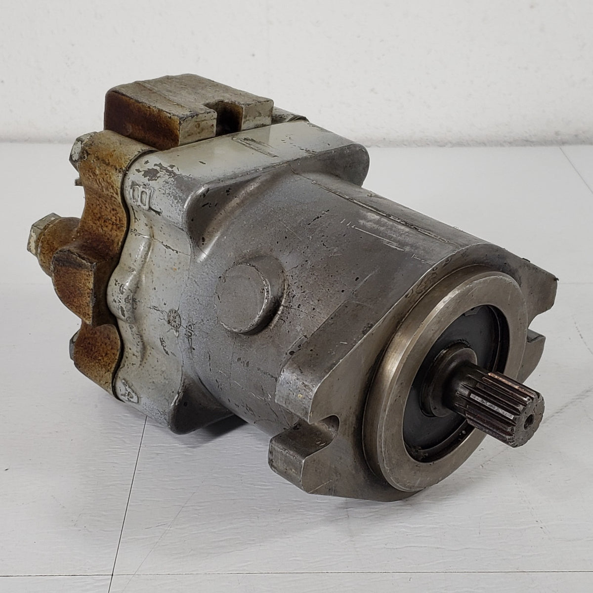 Sauer Sundstrand MMF046CAKBBBNNN M46 46cc Fixed Hydraulic Piston Motor Untested