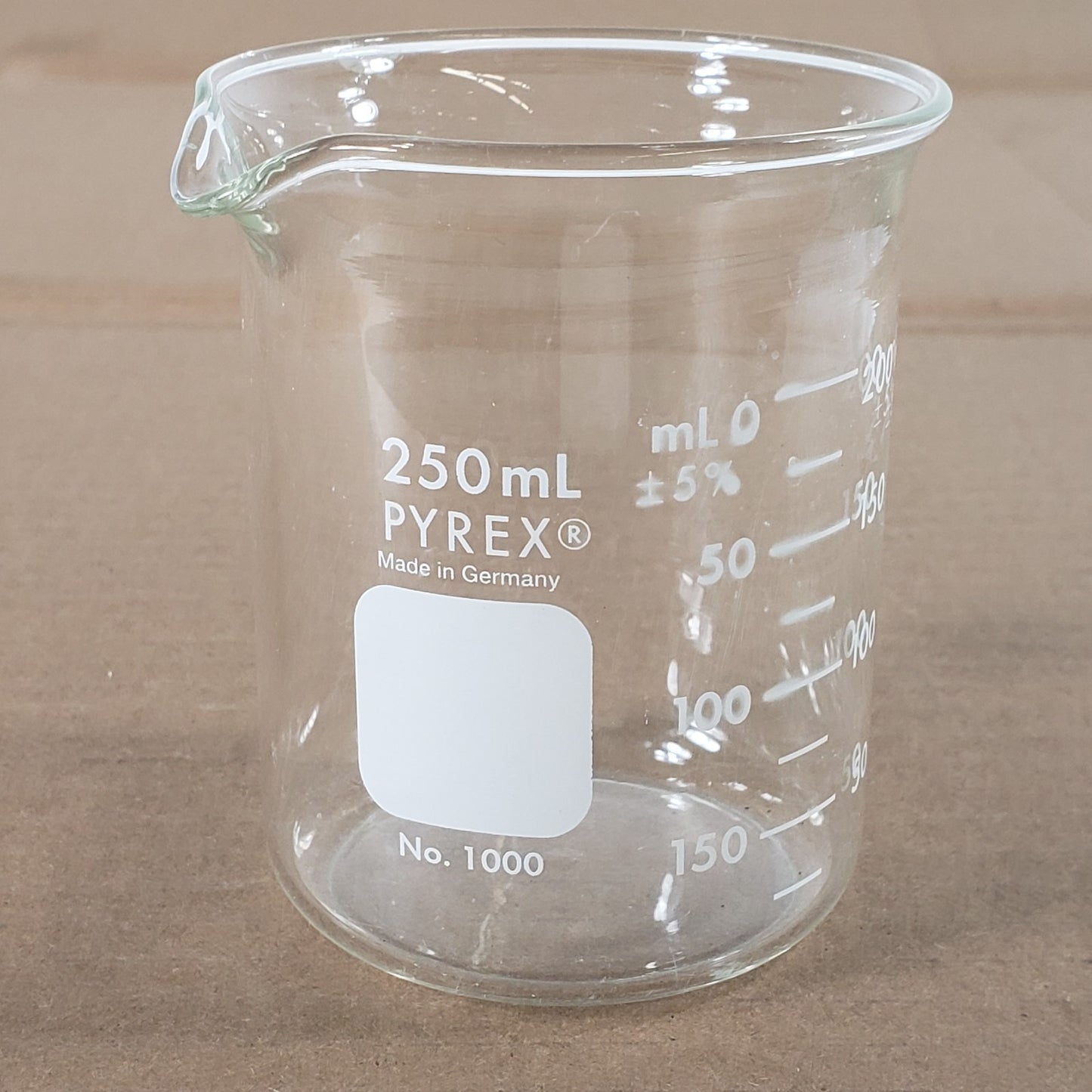 Lot Of 5 Pyrex/VWR/Kimble Kimax No. 1000-250/89000-204/14000R 250mL Beakers