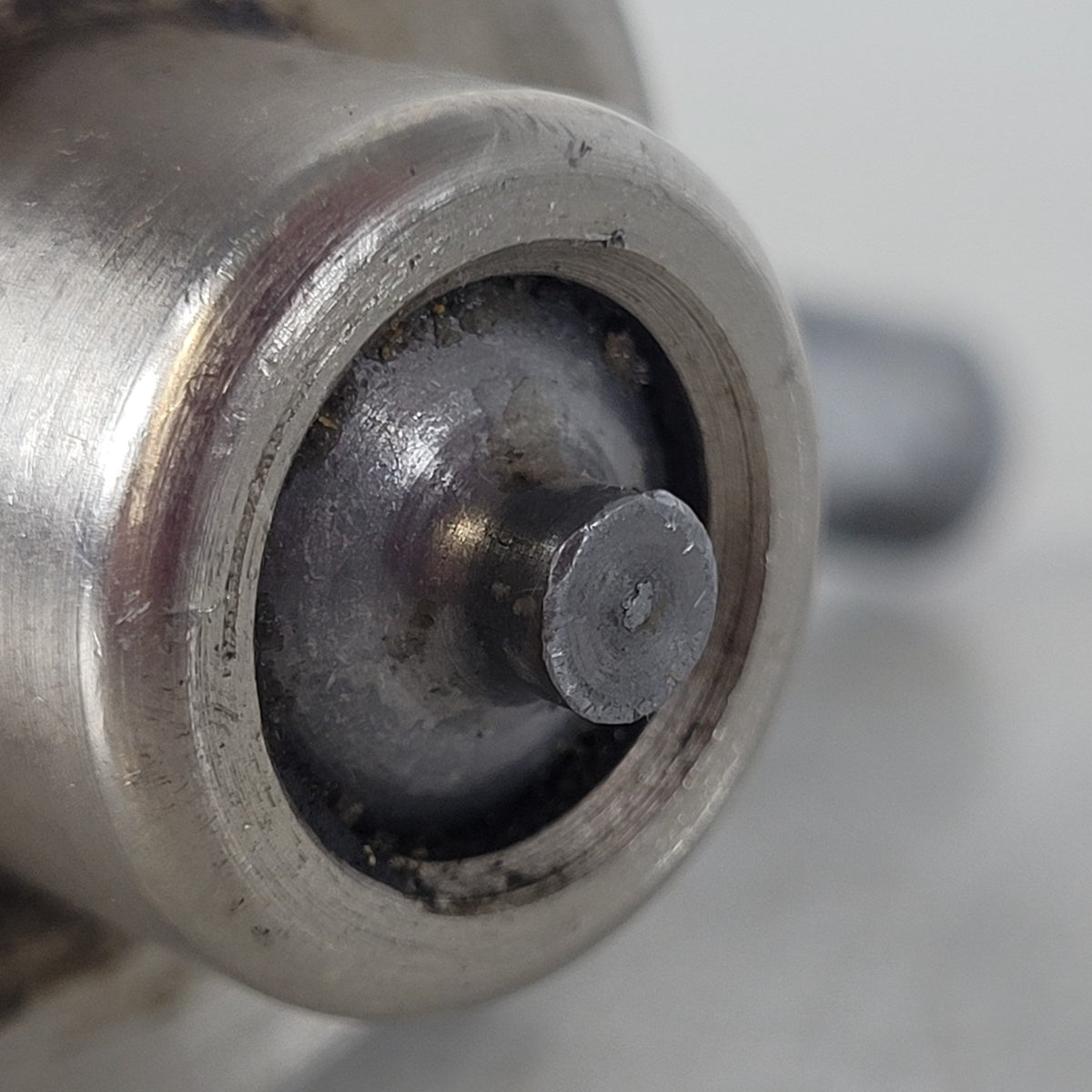 Industrial Hydraulic Metal Fitting Assembly w/ Fixed Handle