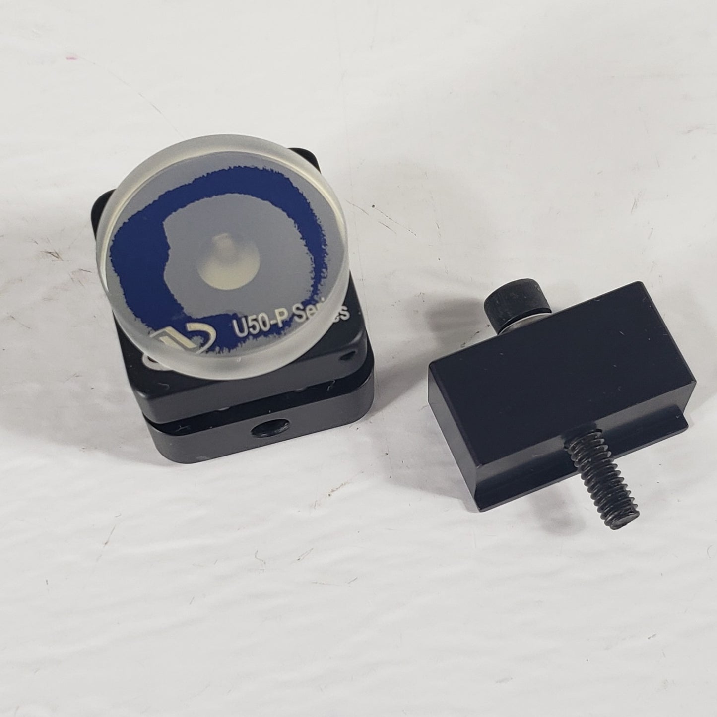 NEWPORT U50-P Series Mount w/25mm Diameter Transparent Disk, Laser Optics