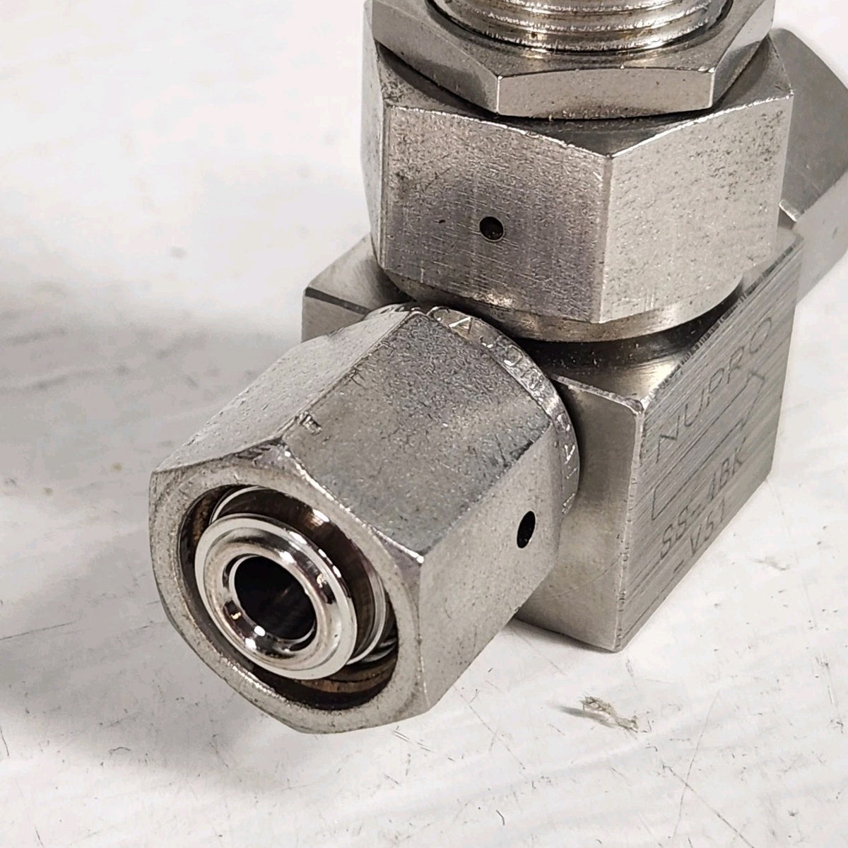 Nupro Swagelok SS-4BK-V51 1/4" Female VCR Manual Bellows Sealed Valve