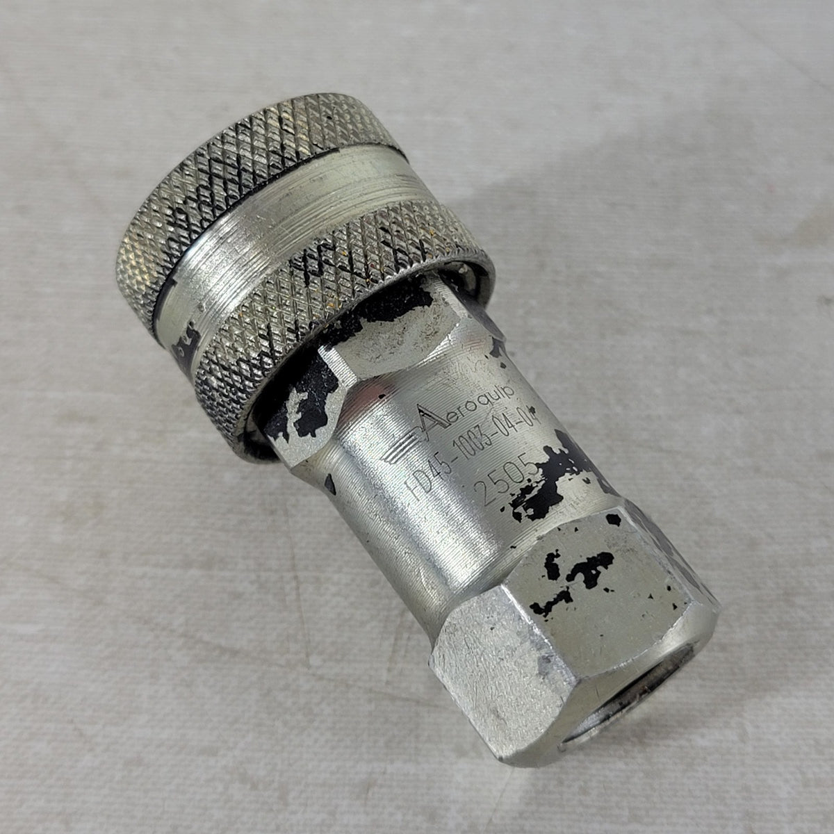 Eaton Aeroquip FD4510030404 1/4" NPTF Female Hydraulic Quick Coupler ISO B