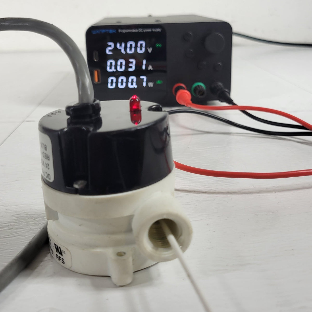 TESTED Gems Sensors 155425 RotorFlow RFS Electronic Flow Switch 24VDC 1/4" NPT