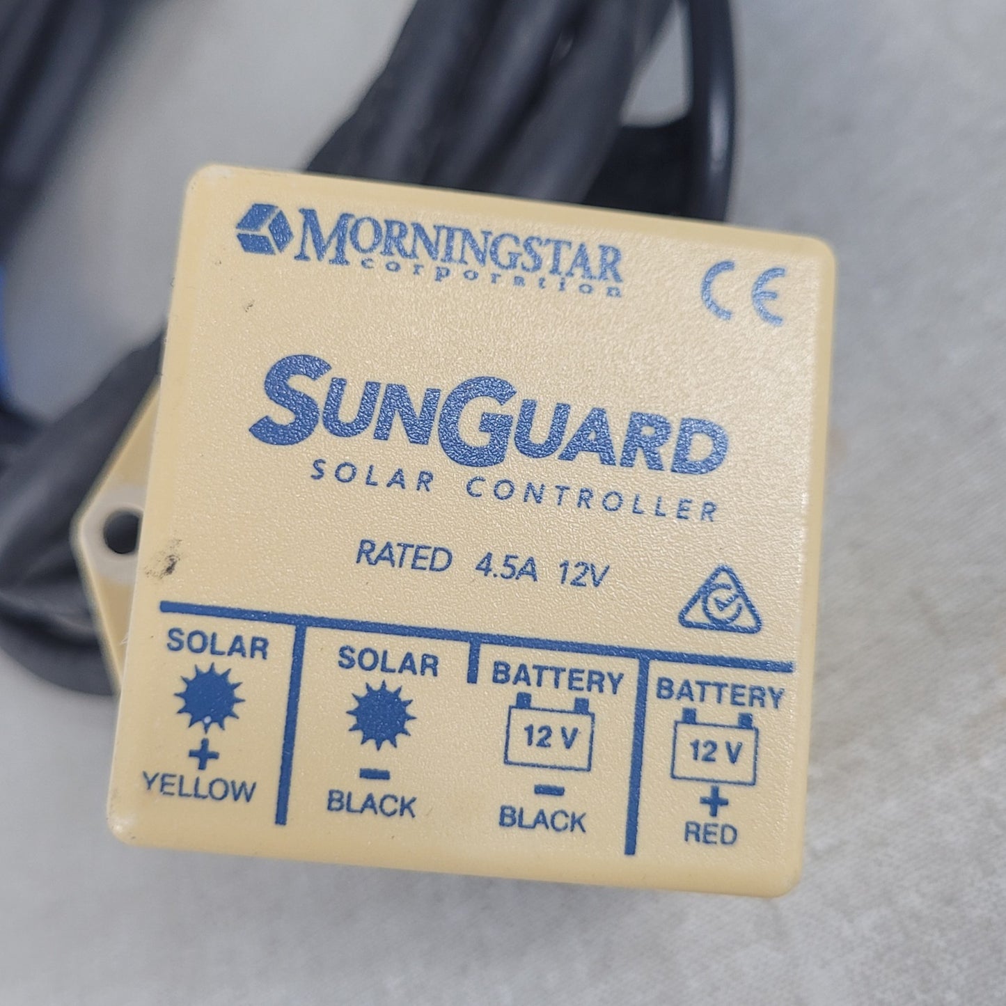 Newpowa NPA10-12 10W 12V Solar Panel Battery Charger Adjustable Pole Mount Cable