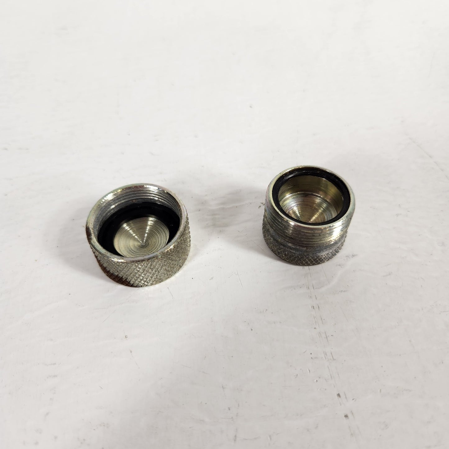 CTI Cryogenics 3918059 Helium Line Tee Coupler End Caps Cryo-Torr Lot