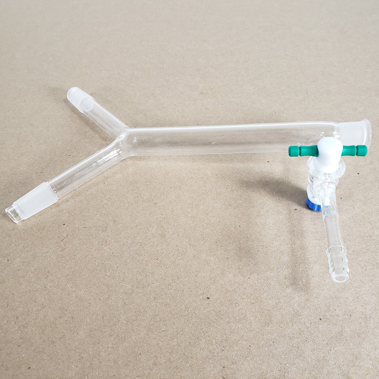 Unbranded Y-Adapter Distillation Assembly w/Cold Finger 14/20 & 1/4" Hose Joints