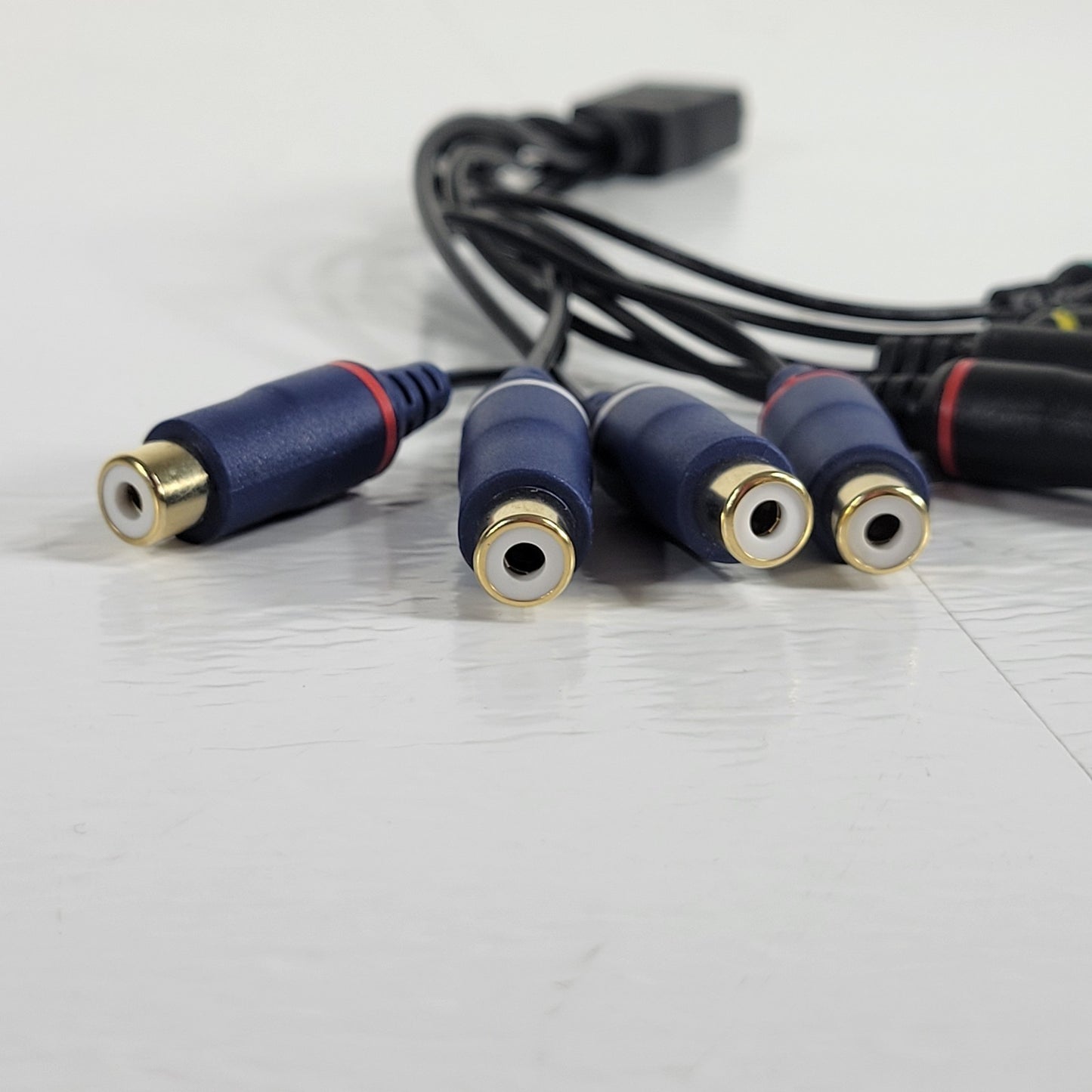 AVERMEDIA HDMI Breakout Cable to Component S-Video for Capture, Y Pb Pr Audio