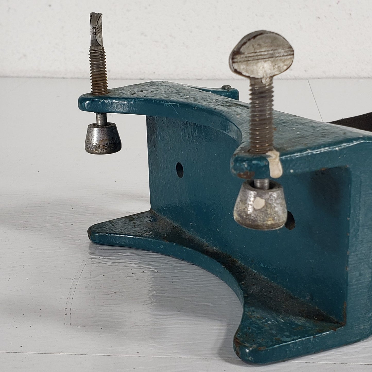 FISHER Double Mount Gas Cylinder Bracket Tank Holder w/ Clamp Restraint, Blue