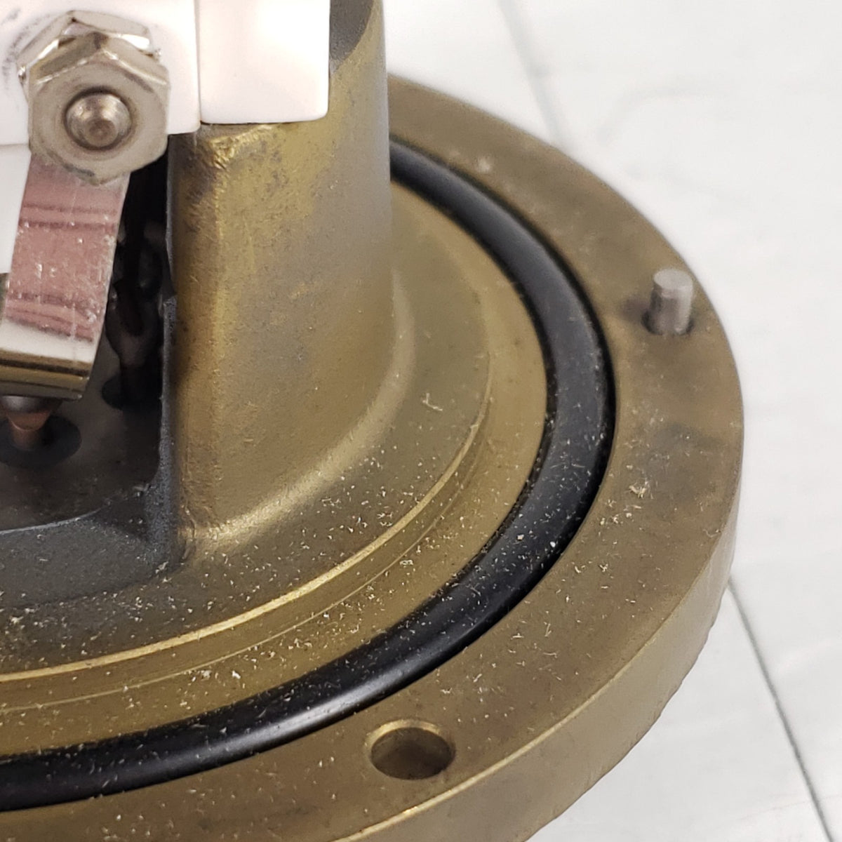 Veeco MS9 MS90 Helium Leak Detector Ion Source Assembly Needs Rebuild