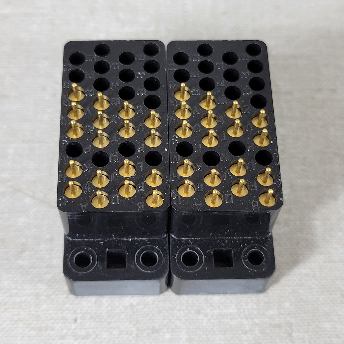 2-Pack WINCHESTER MRAC34S1000 34 Position Male Connectors, 27-03401-04 0052