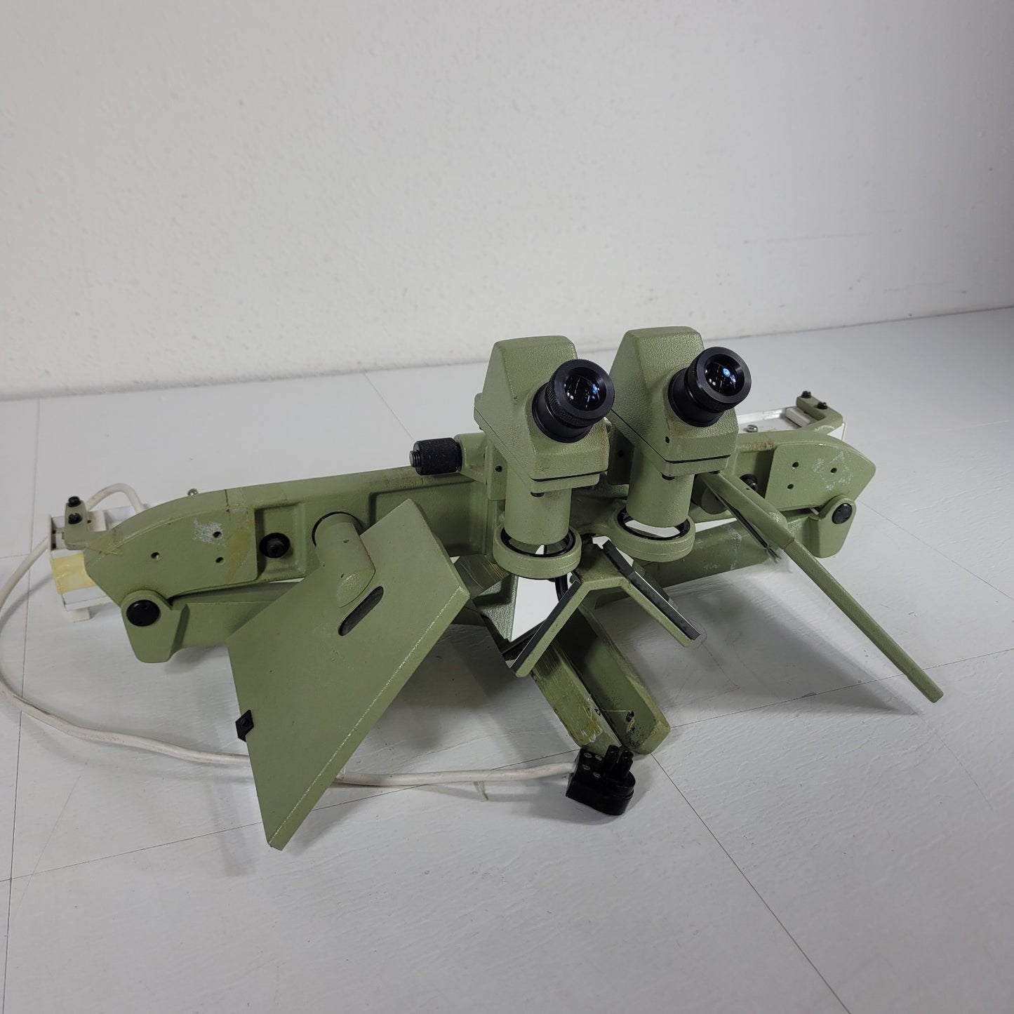 Cartographic Engineering 4X Scanning Mirror Stereoscope Aerial Viewer w/ Case