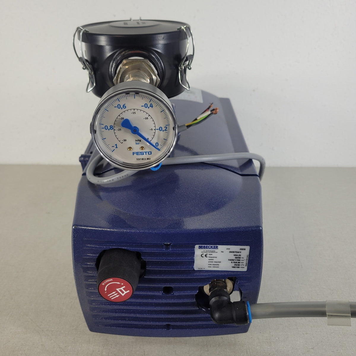 Becker VX4.25 Oil-Free Dry Rotary Vane Vacuum Pump 30m3/h 3-Phase 100mbar