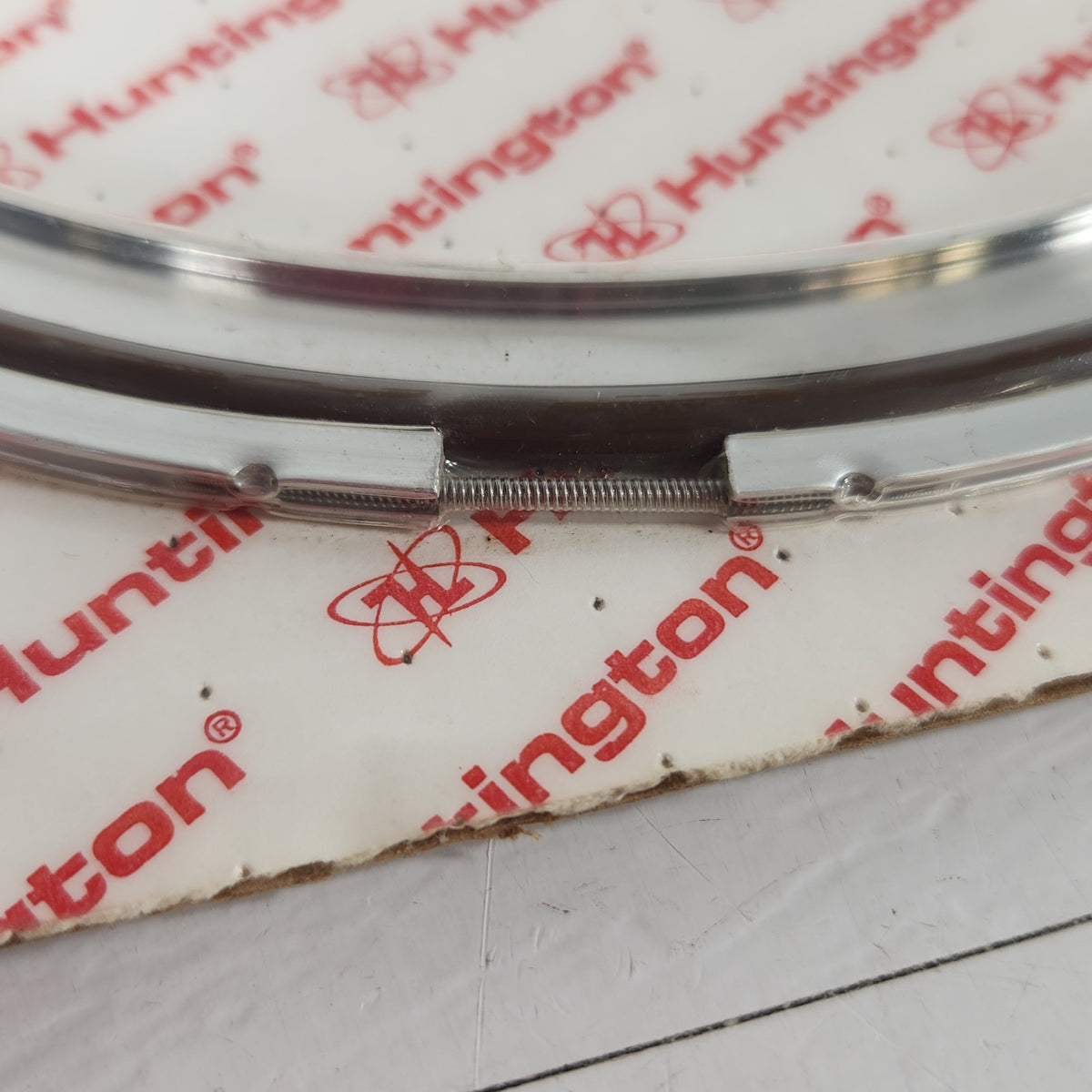 Huntington CR-800 ISO200 NW200 8" Vacuum Centering Ring Viton O-Ring