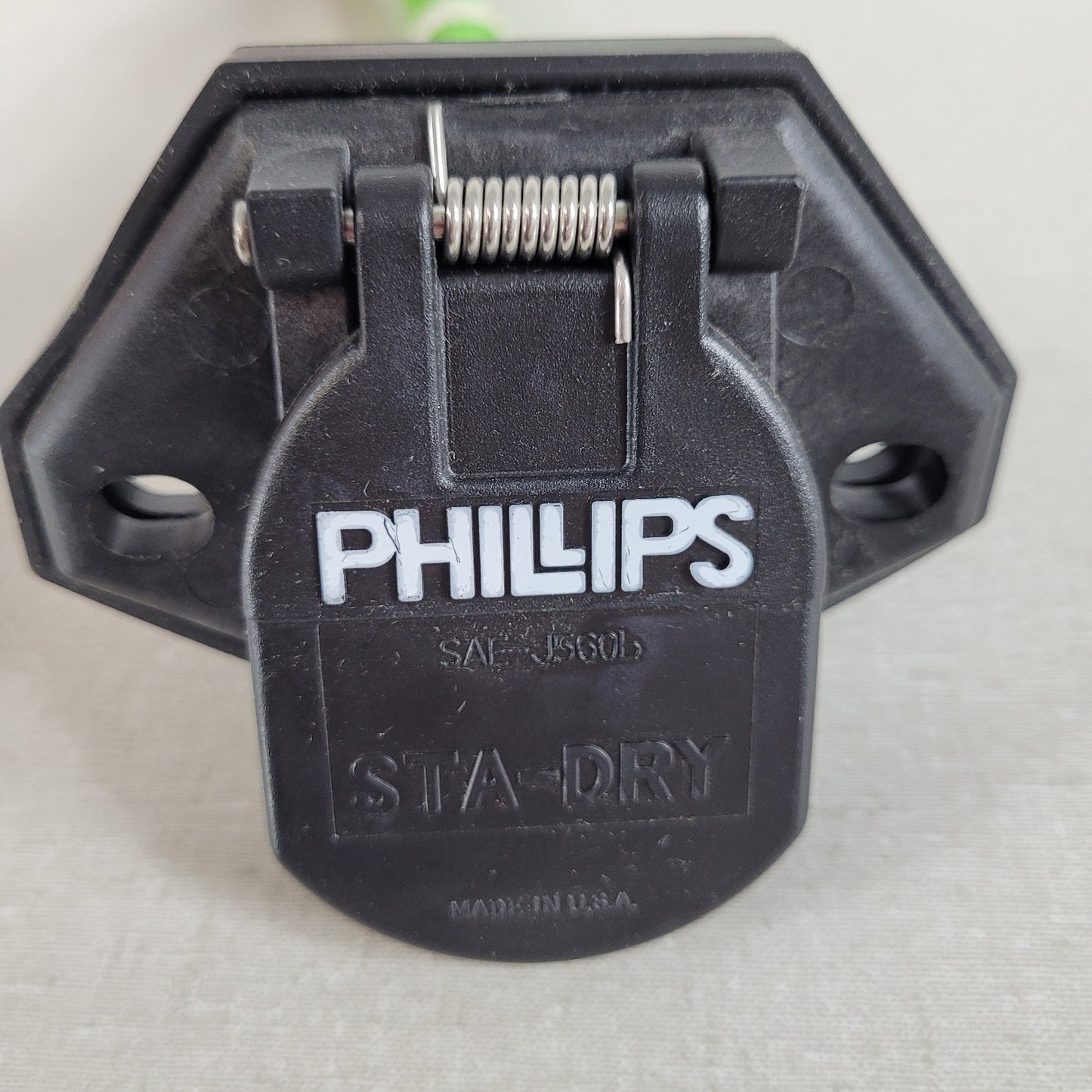 Phillips STA-DRY SAE J560 7-Way Trailer Plug Pigtail Cable Green Lead