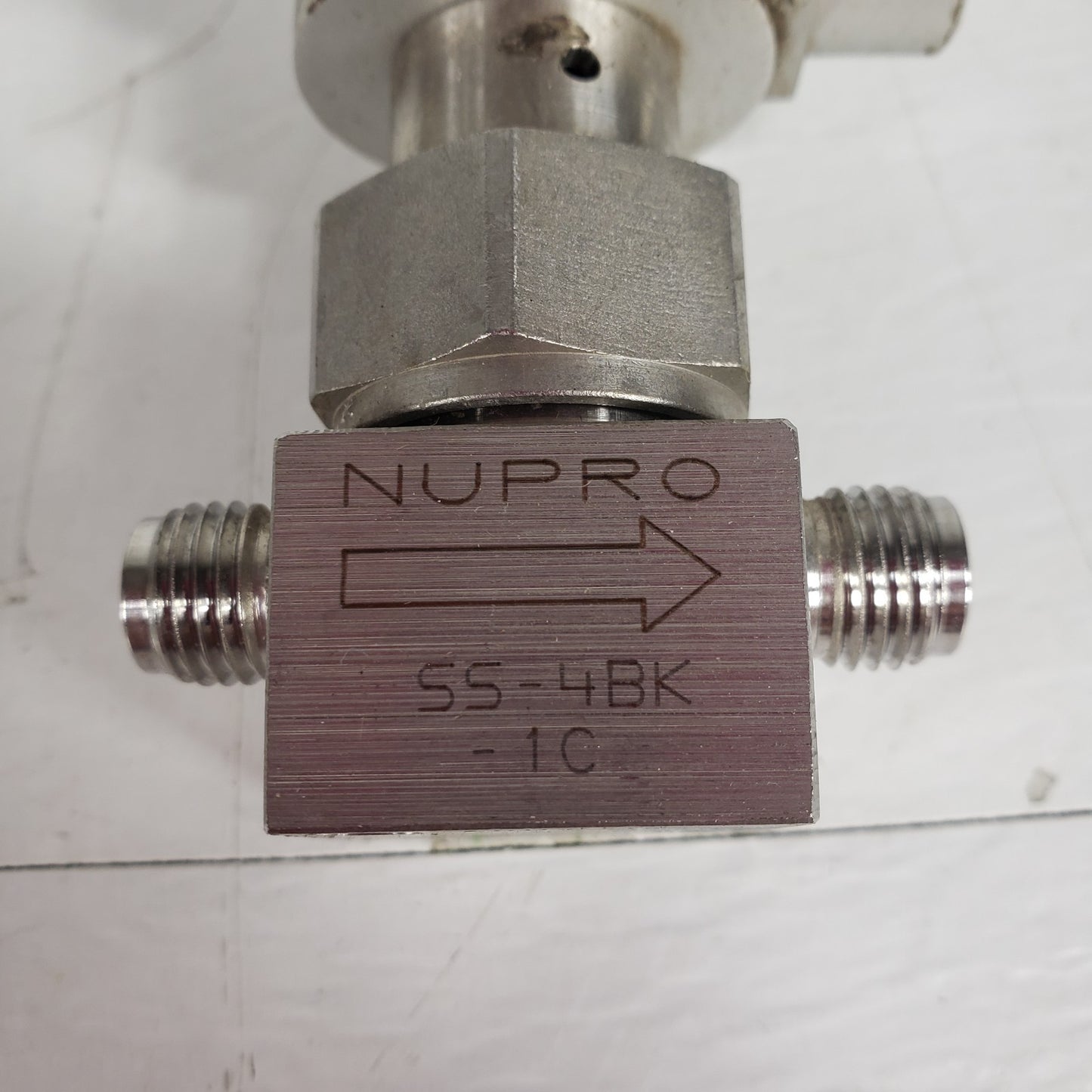 Nupro SS-4BK-1C 1/4" Swagelok Pneumatic NC Bellows Sealed Valve 316 SS