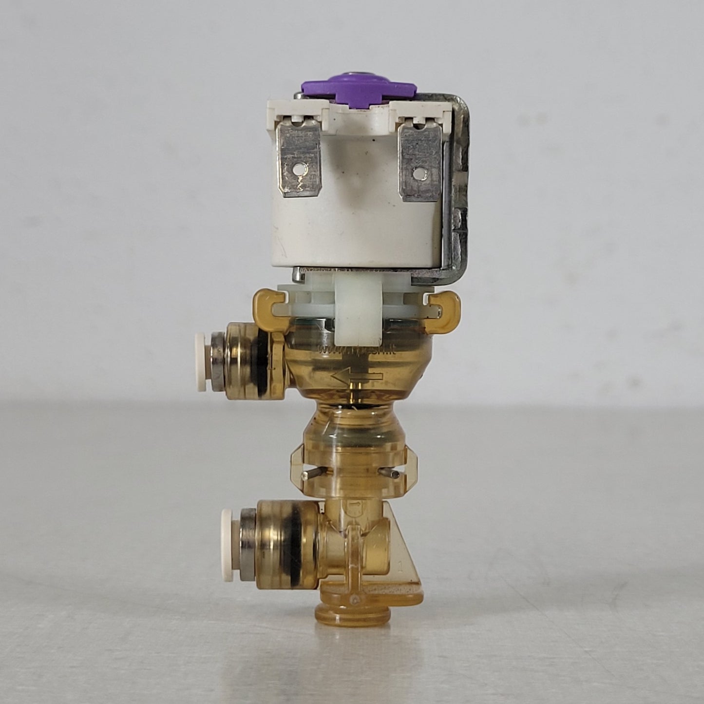 Franke 1560359 Single Coil 2-Way Solenoid Valve from an A800 Espresso Machine